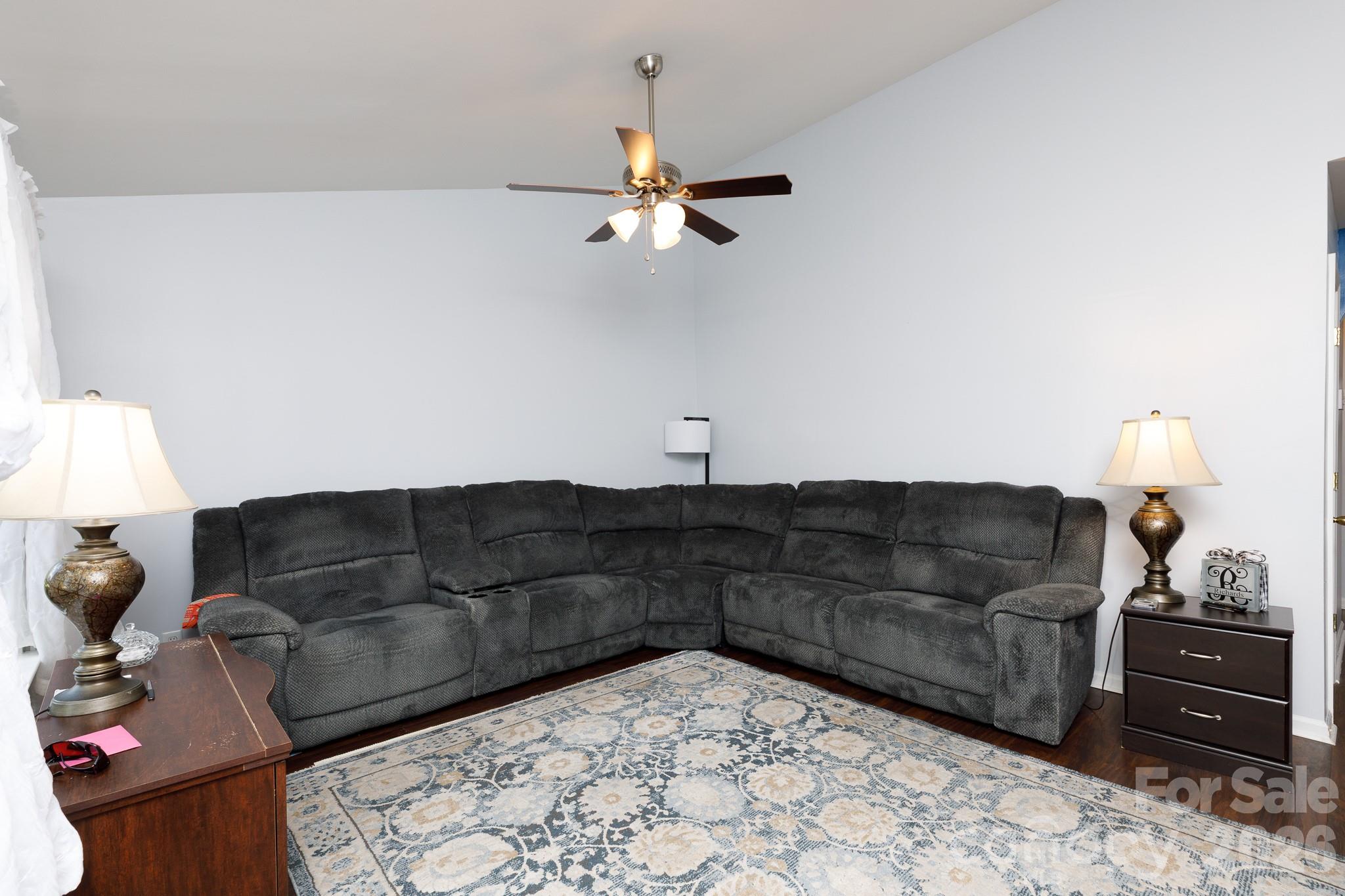 Single Family Residence at 229 Chicago Lane, York, photo 5 of 33