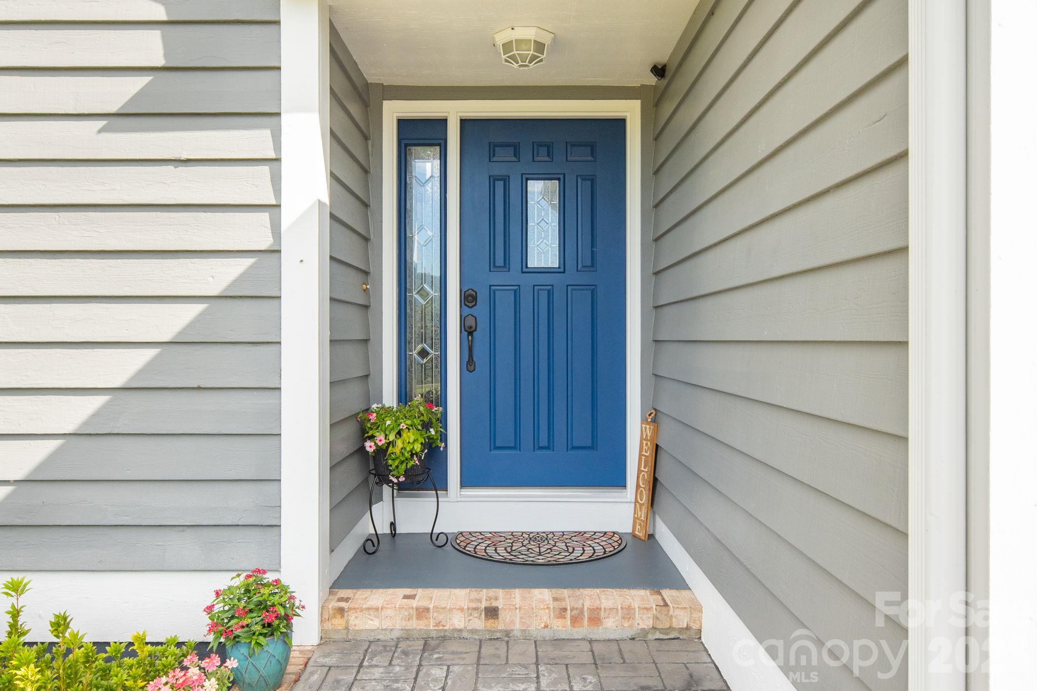 Single Family Residence at 422 S Turkey Creek Road, Leicester, photo 9 of 46