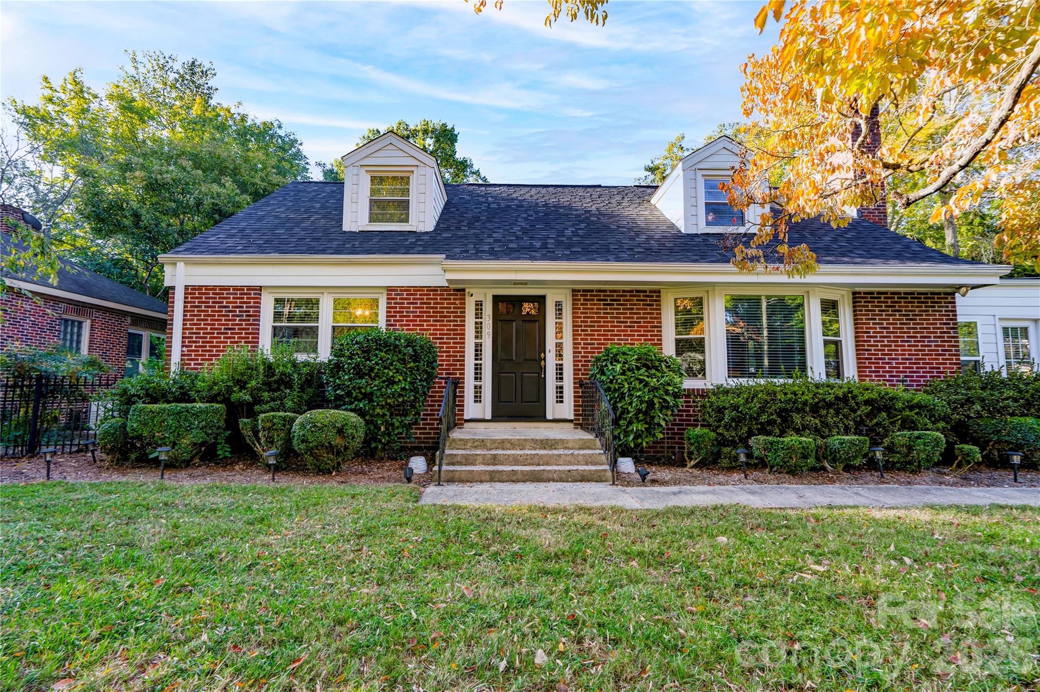 Front - 309 West Mountain Street, Kings Mountain