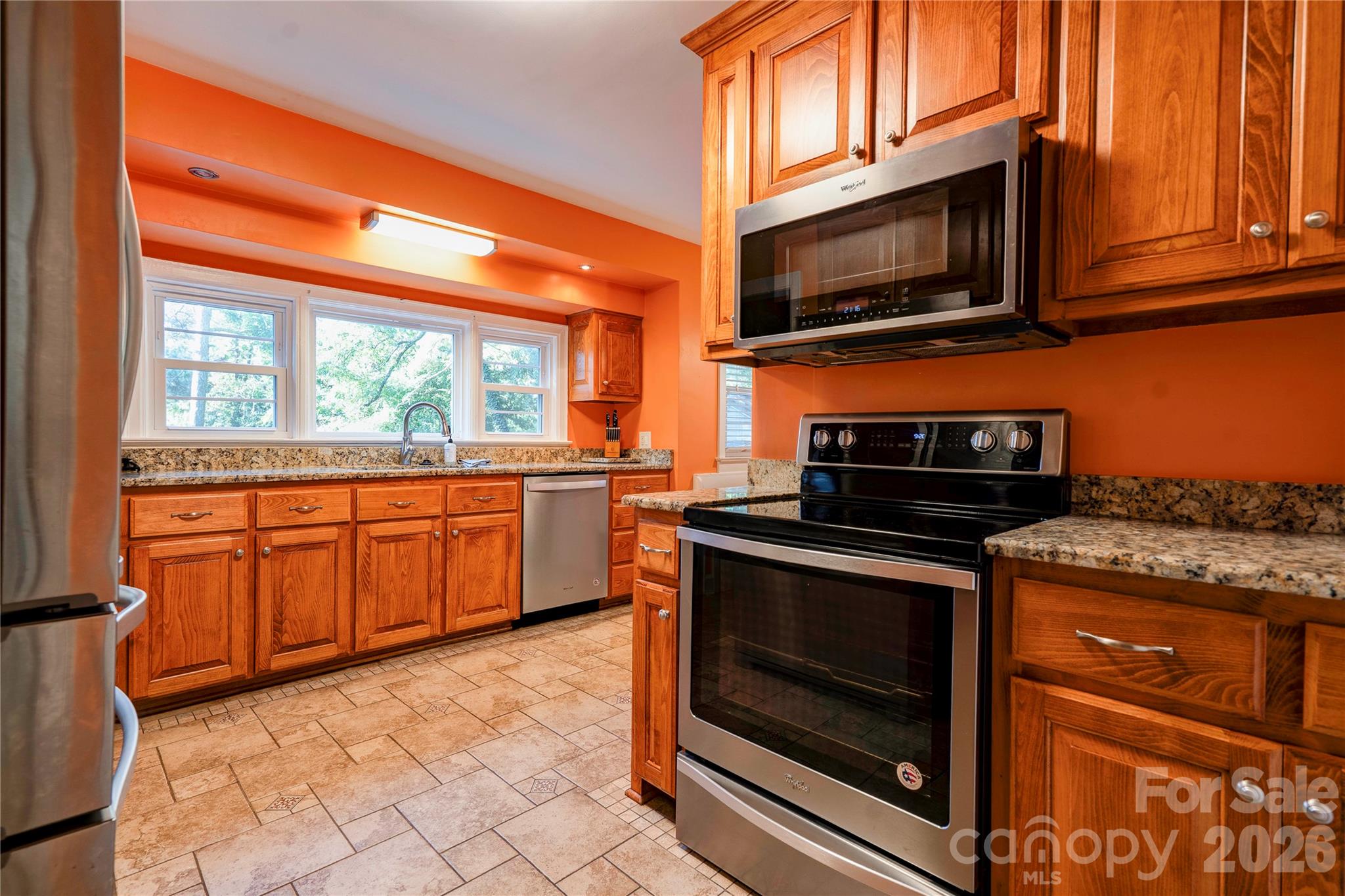 Single Family Residence at 309 West Mountain Street, Kings Mountain, photo 16 of 44