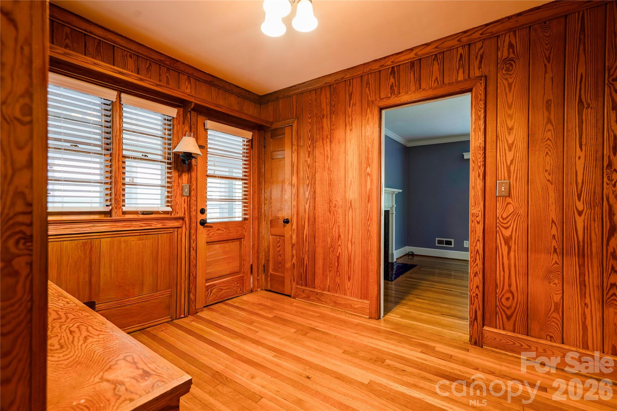 Single Family Residence at 309 West Mountain Street, Kings Mountain, photo 19 of 44