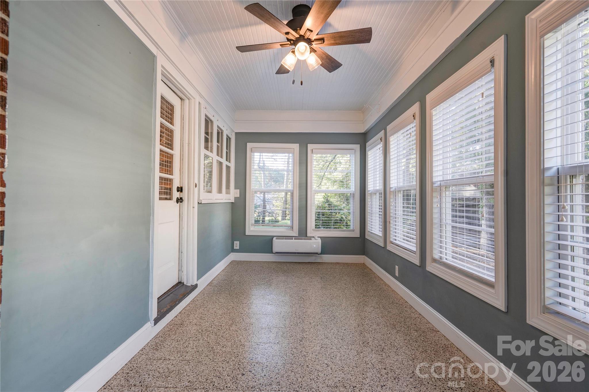 Sunroom - 309 West Mountain Street, Kings Mountain