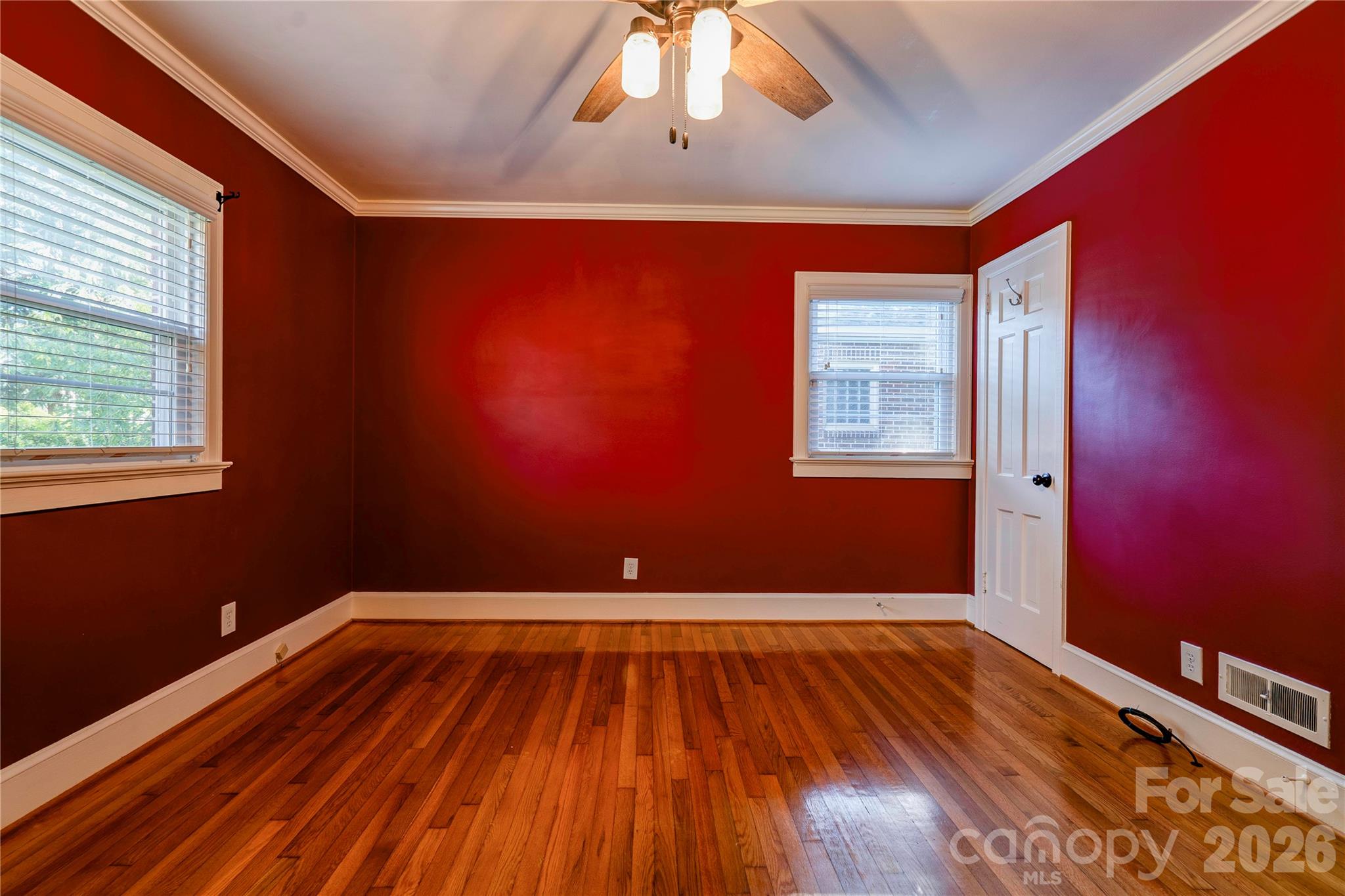 Single Family Residence at 309 West Mountain Street, Kings Mountain, photo 24 of 44