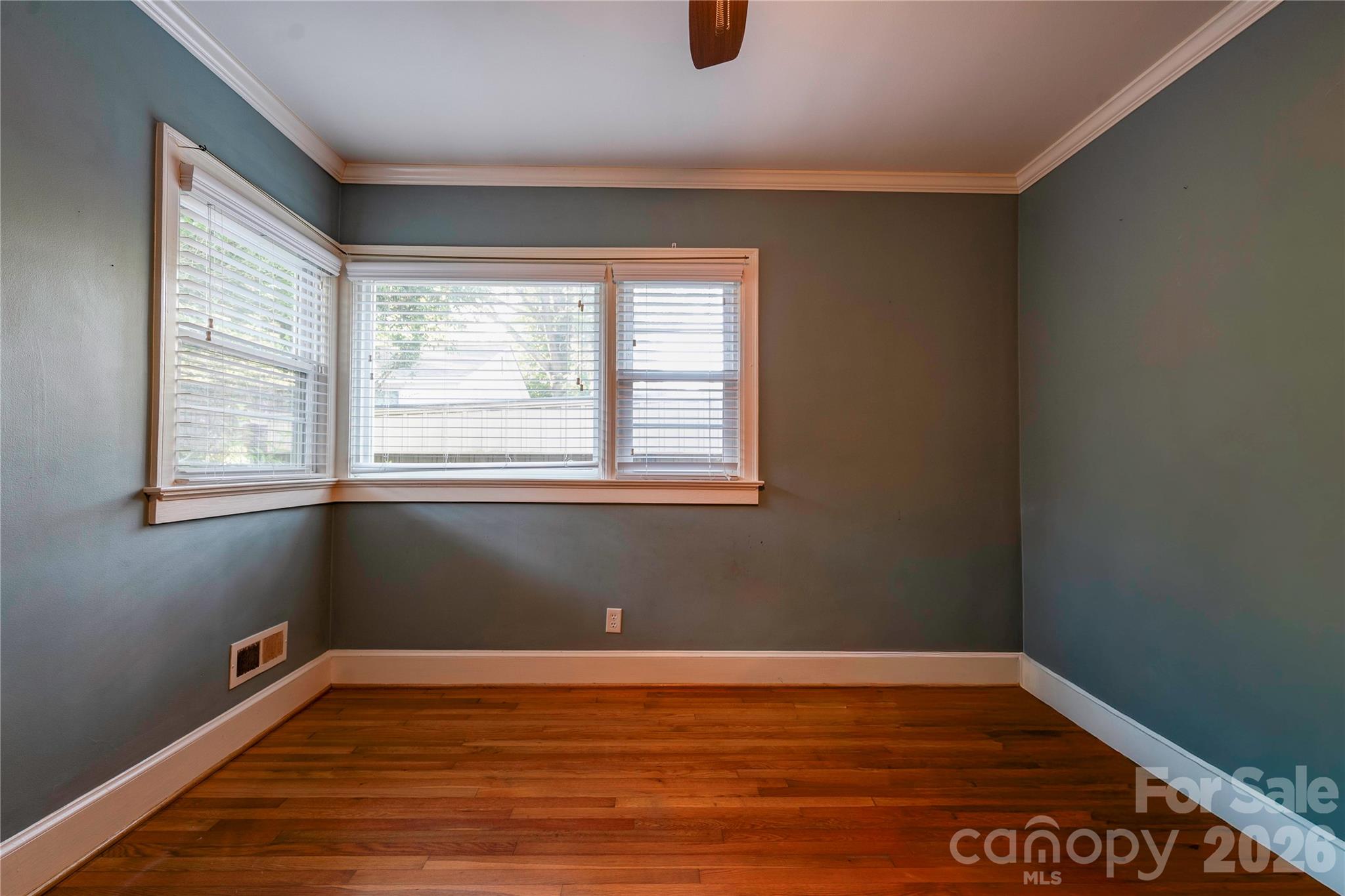 Single Family Residence at 309 West Mountain Street, Kings Mountain, photo 30 of 44