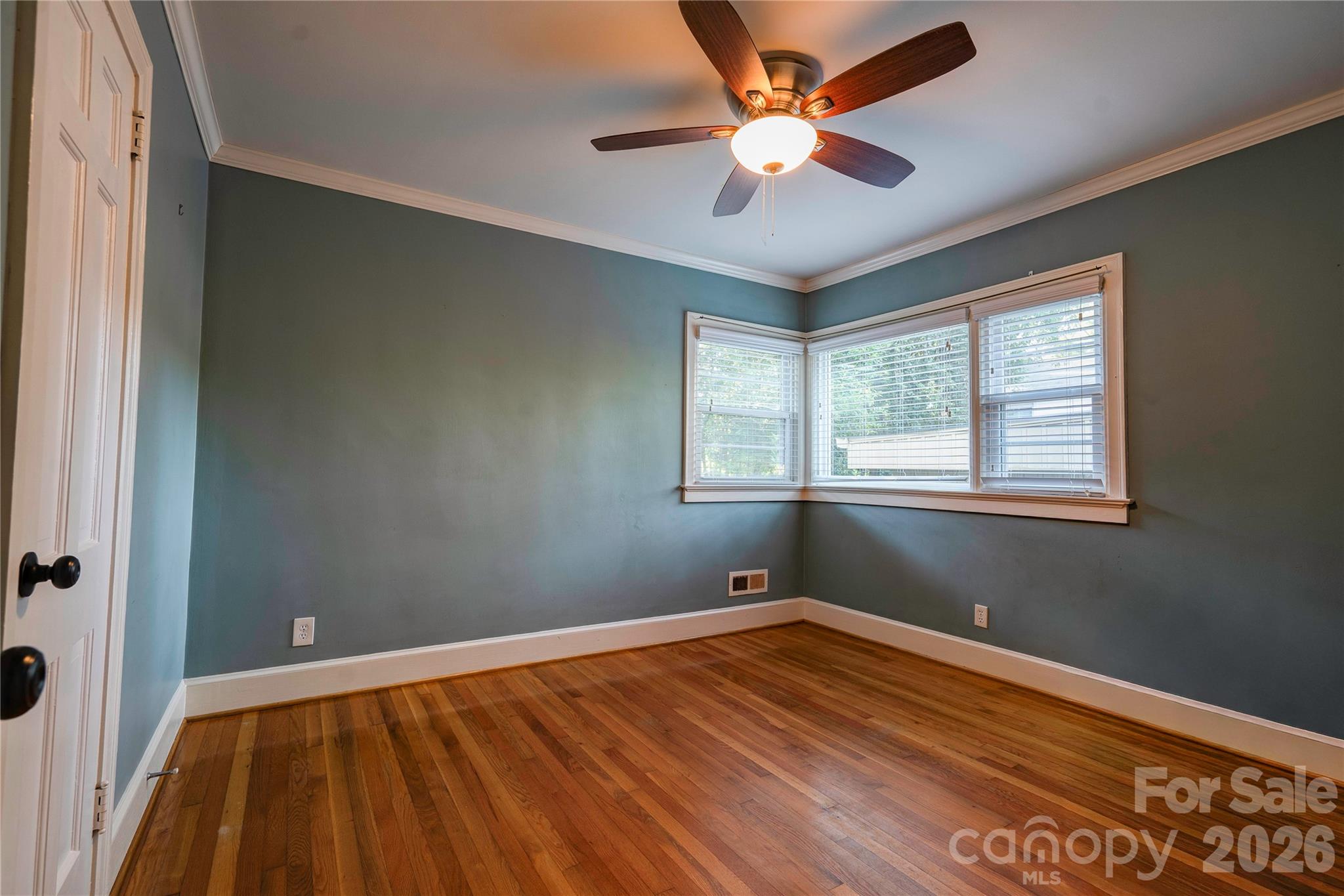 Single Family Residence at 309 West Mountain Street, Kings Mountain, photo 31 of 44