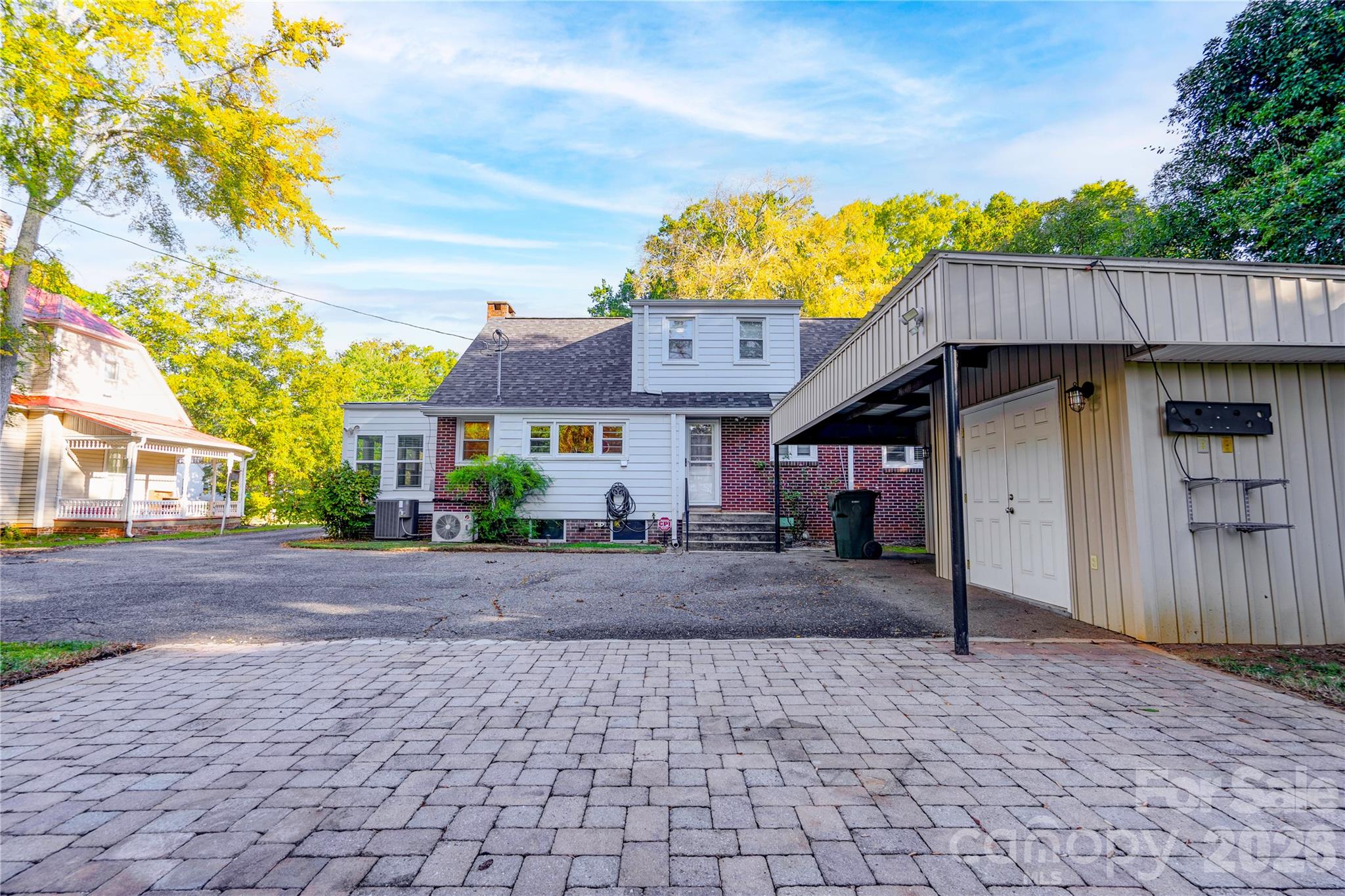 Single Family Residence at 309 West Mountain Street, Kings Mountain, photo 40 of 44
