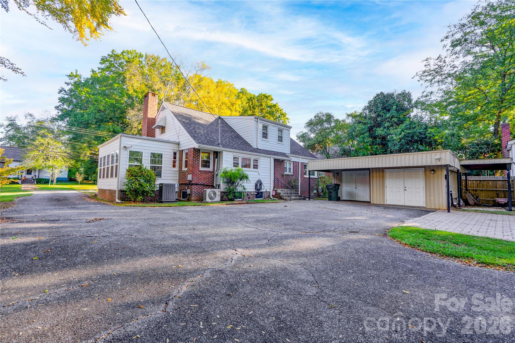 Single Family Residence at 309 West Mountain Street, Kings Mountain, photo 42 of 44