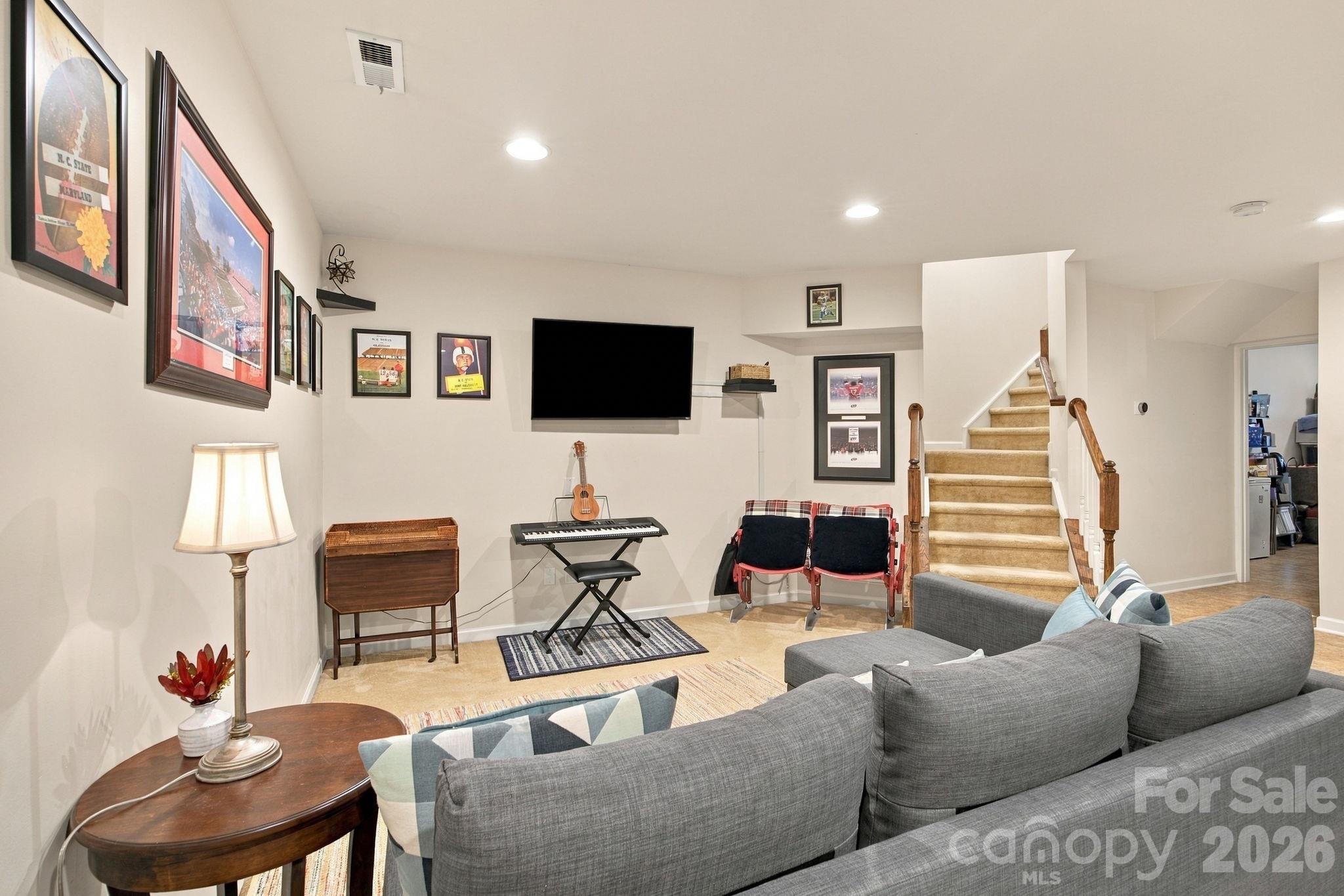 Townhouse at 409 Armour Street, Davidson, photo 19 of 31