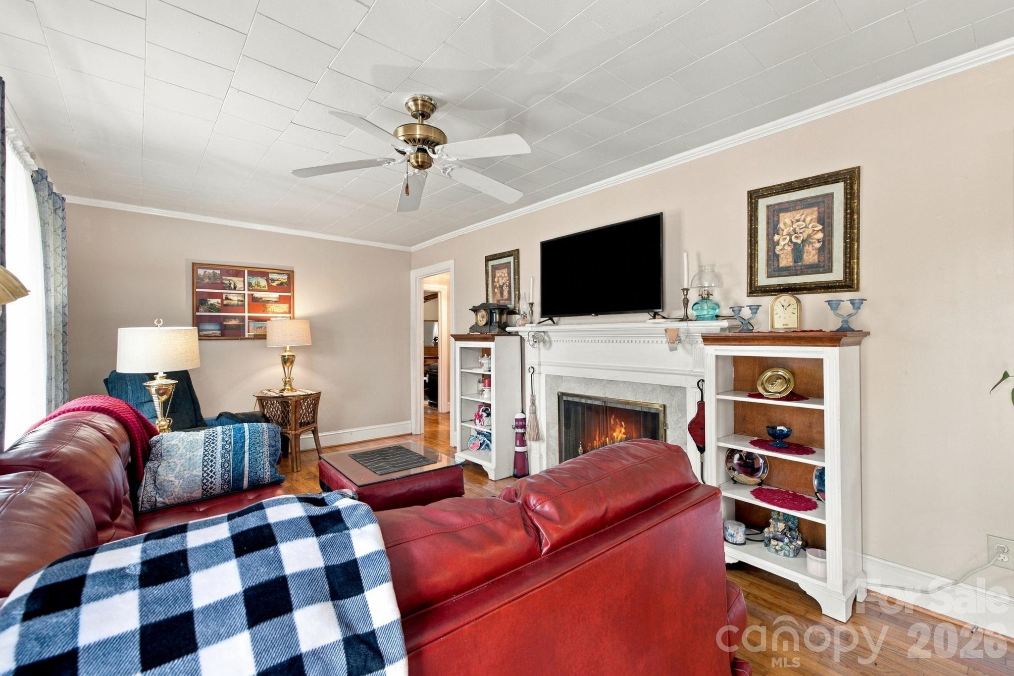 Single Family Residence at 5557 S NC 16 Business Hwy Highway, Maiden, photo 6 of 28