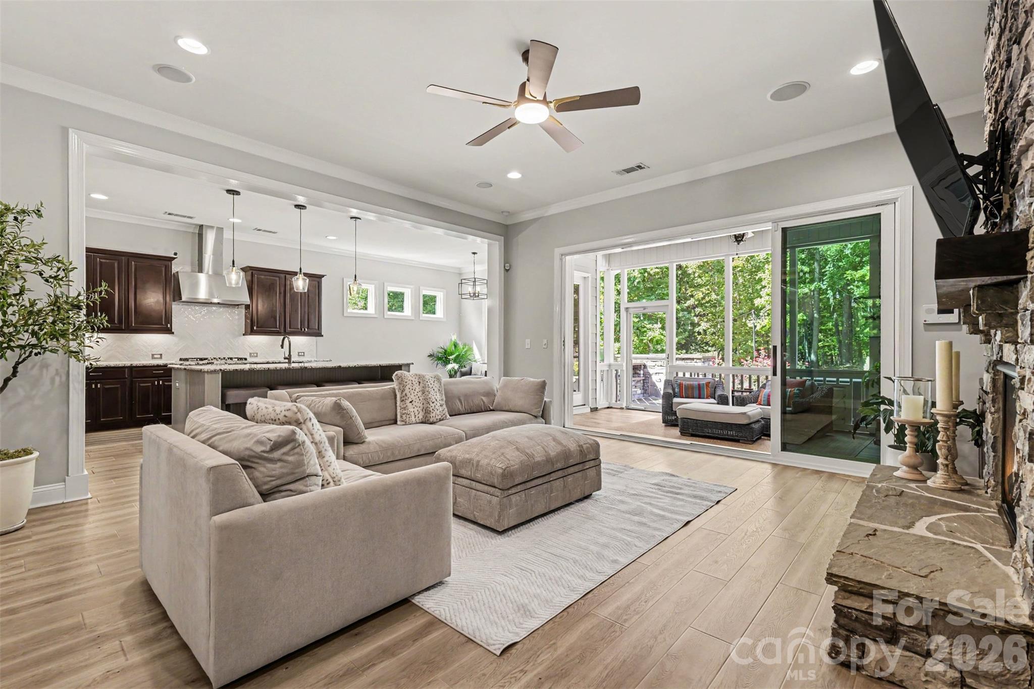 Perfect flow for entertaining - 726 Kathy Dianne Drive, Fort Mill