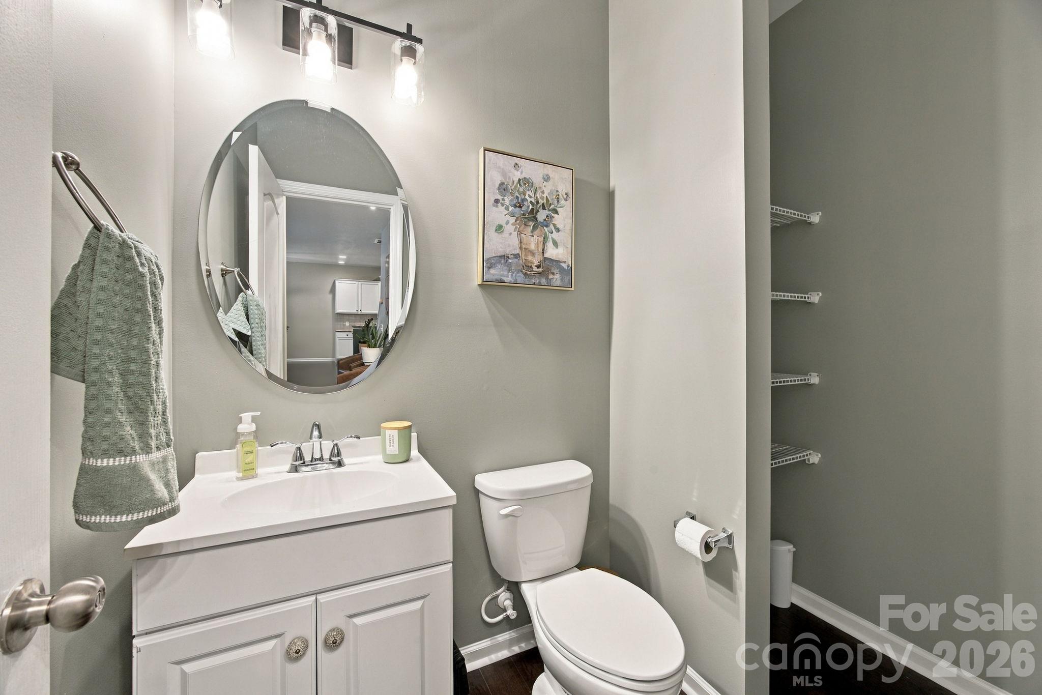 Single Family Residence at 8815 Balsam Bay Road, Charlotte, photo 14 of 30