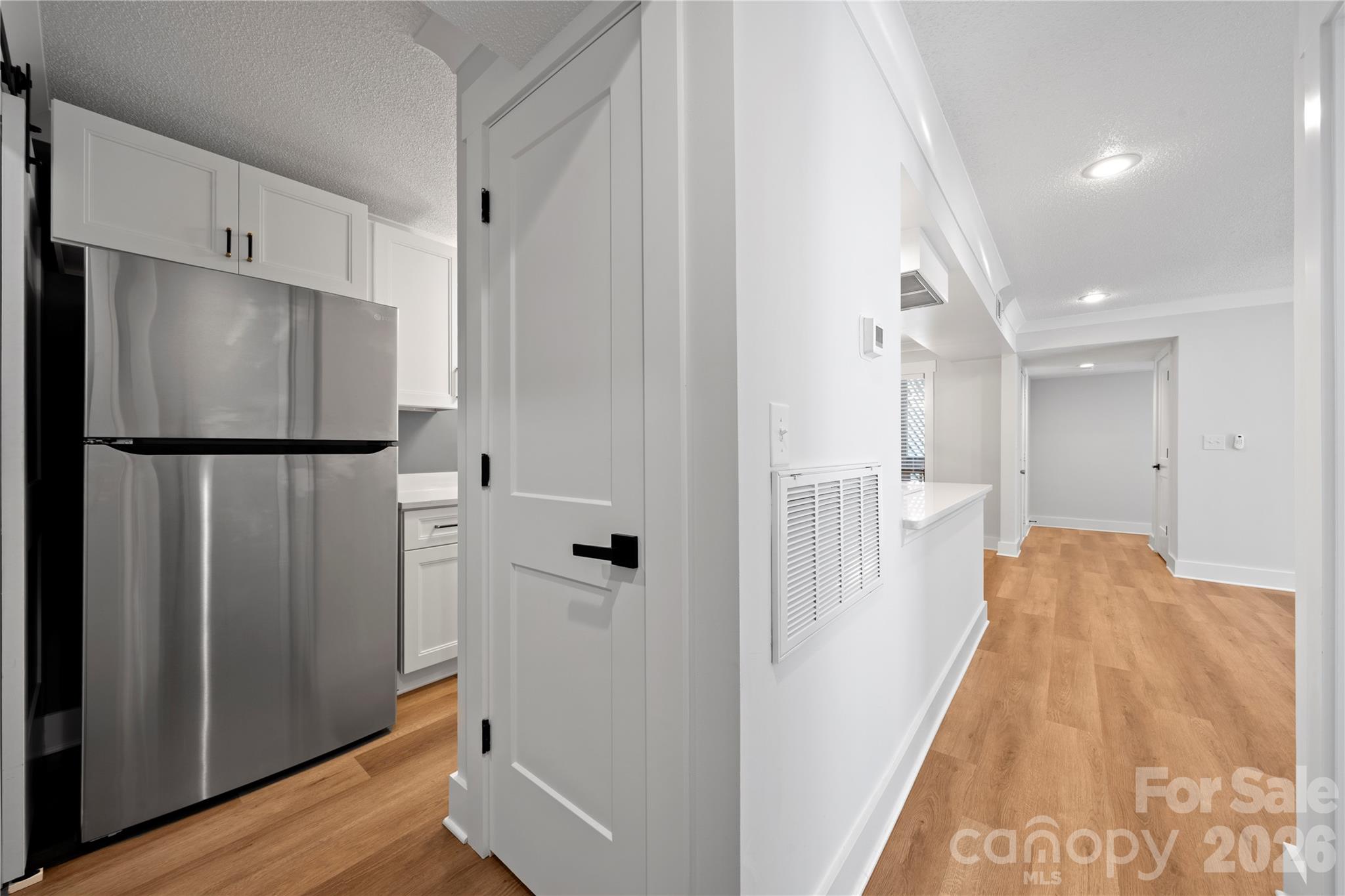 Condominium at 4906 Sardis Road, Charlotte, photo 17 of 34