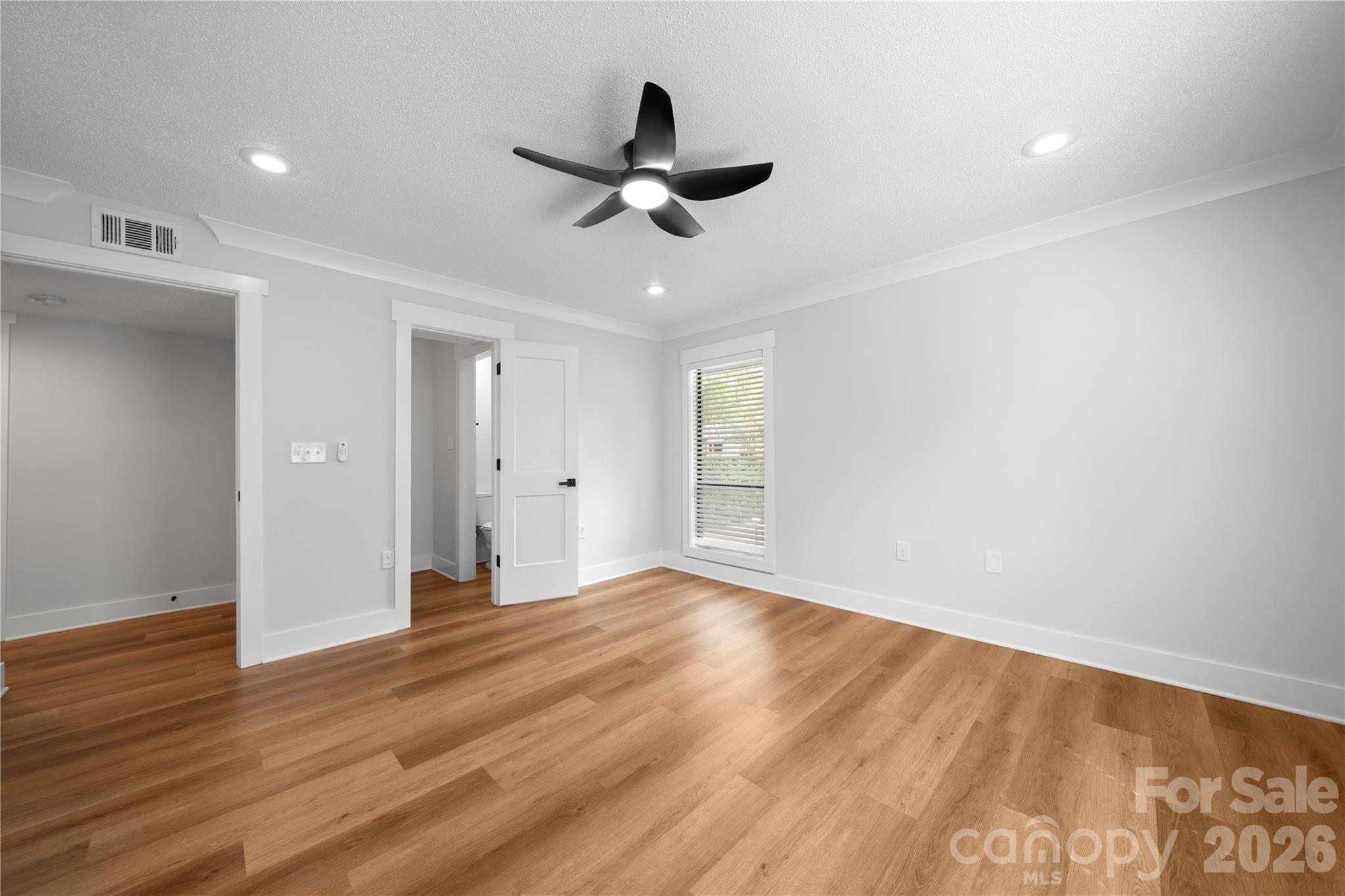 Condominium at 4906 Sardis Road, Charlotte, photo 26 of 34