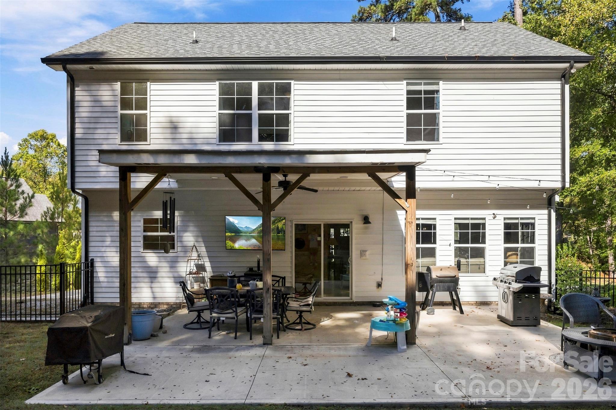 Single Family Residence at 419 Spruce Place SE, Concord, photo 40 of 41