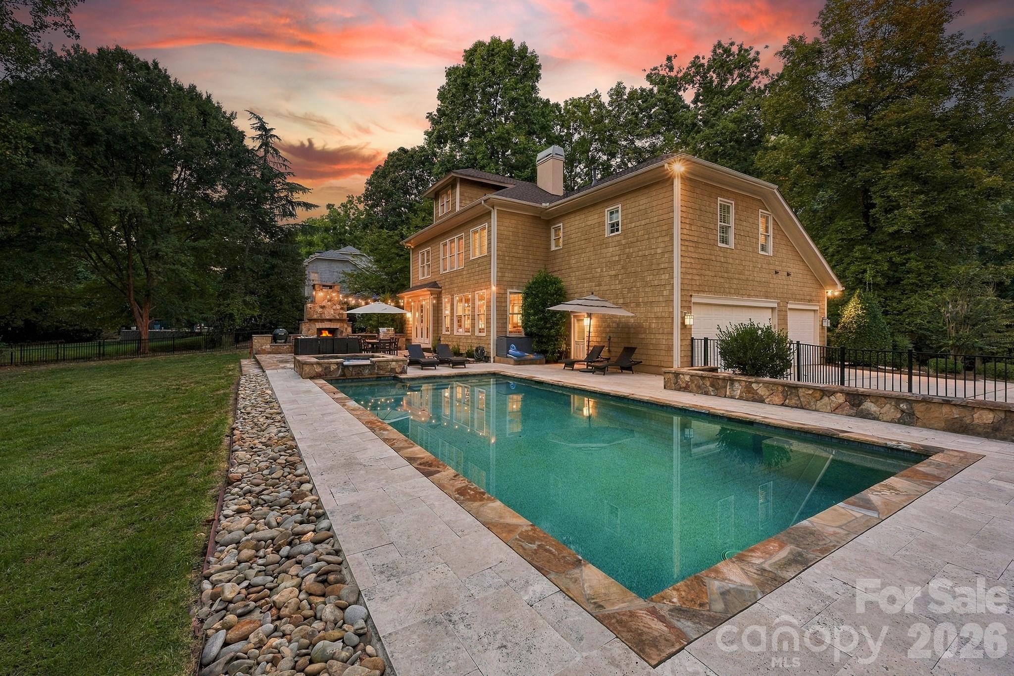 Single Family Residence at 125 Dedham Loop, Mooresville, photo 3 of 48