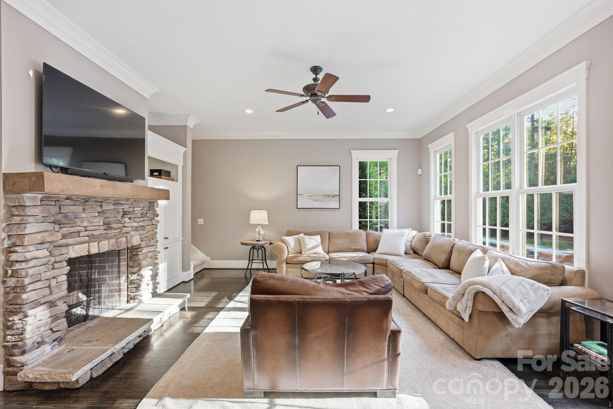 Single Family Residence at 125 Dedham Loop, Mooresville, photo 18 of 48