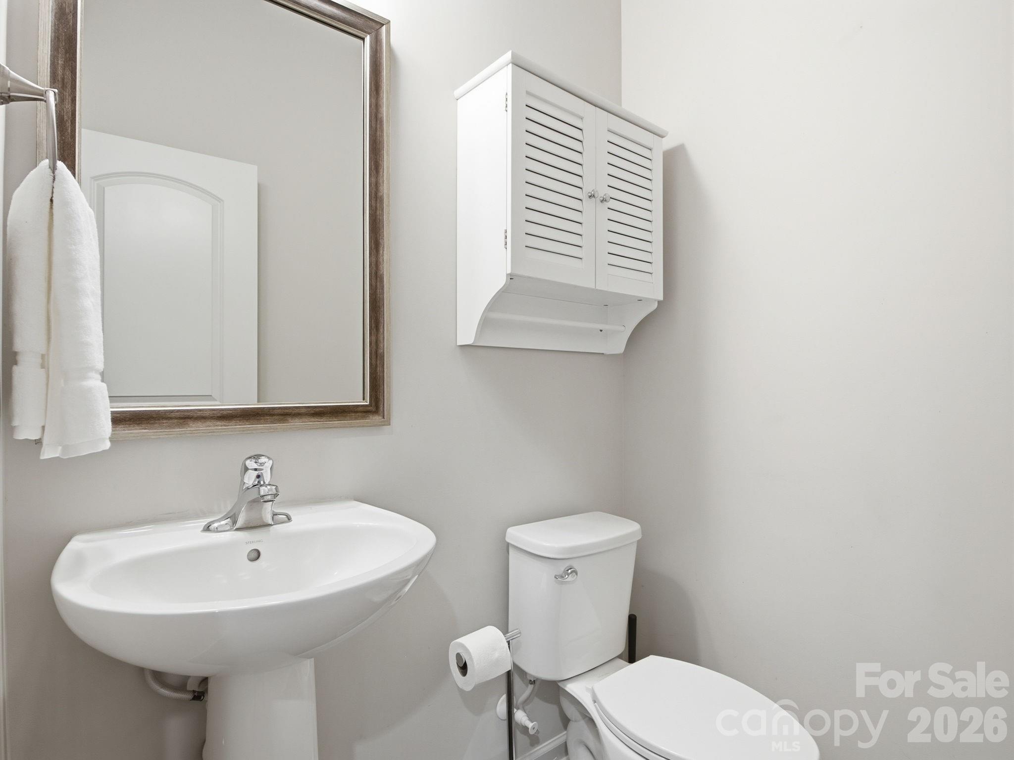 Powder bathroom - 1038 Doveridge Street, Charlotte