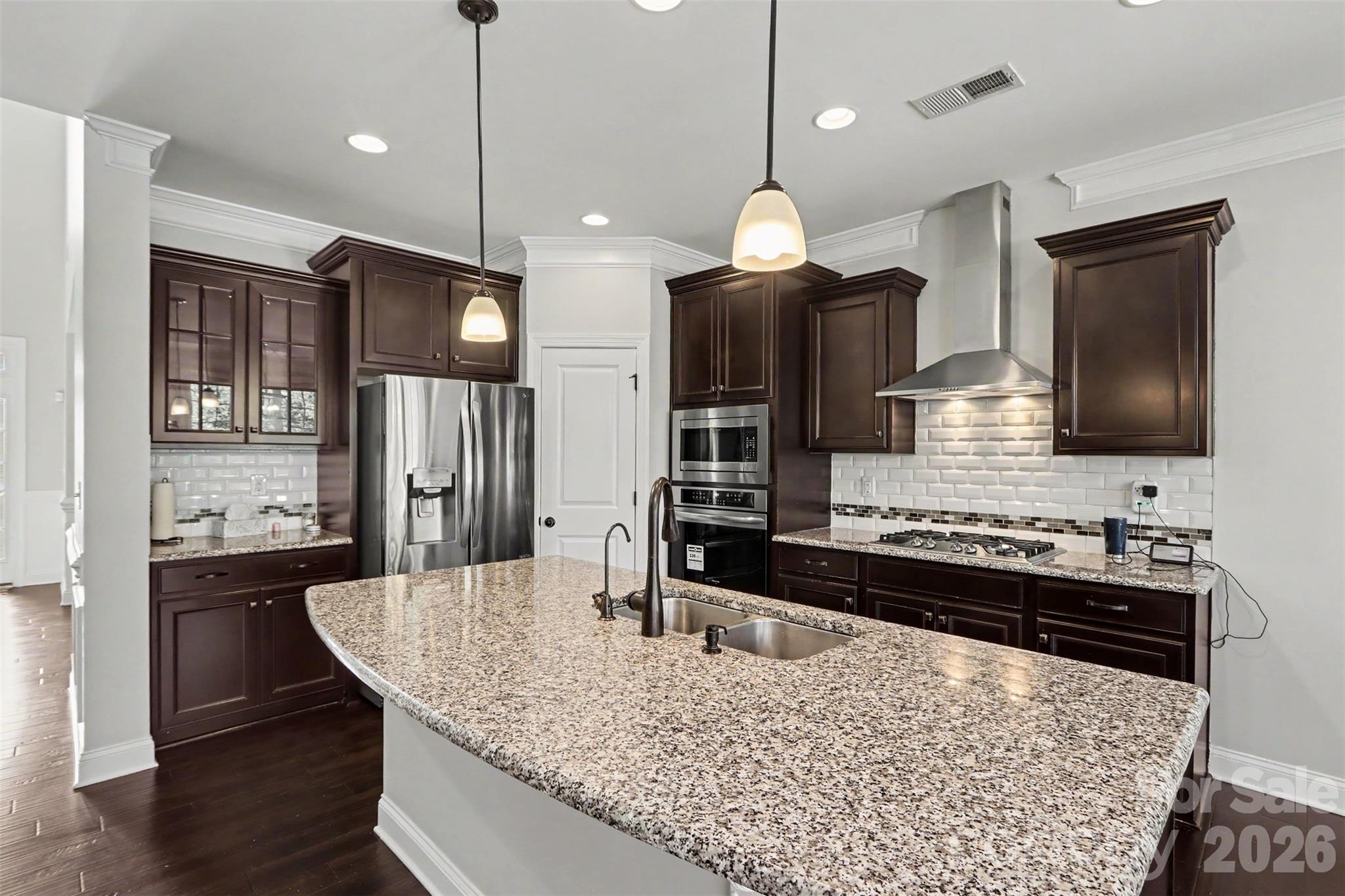 Single Family Residence at 1518 Fieldwood Drive, Fort Mill, photo 11 of 28