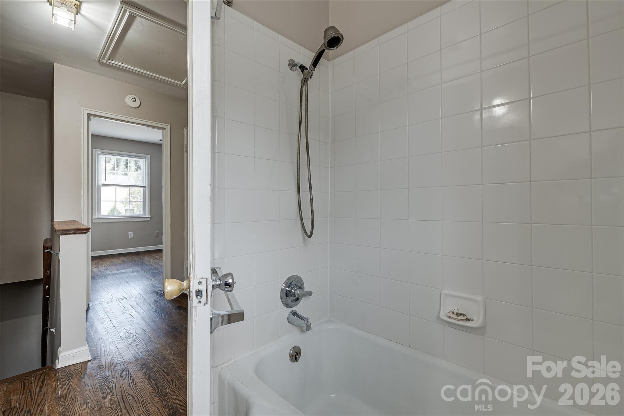 Condominium at 311 Wakefield Road, Charlotte, photo 16 of 30