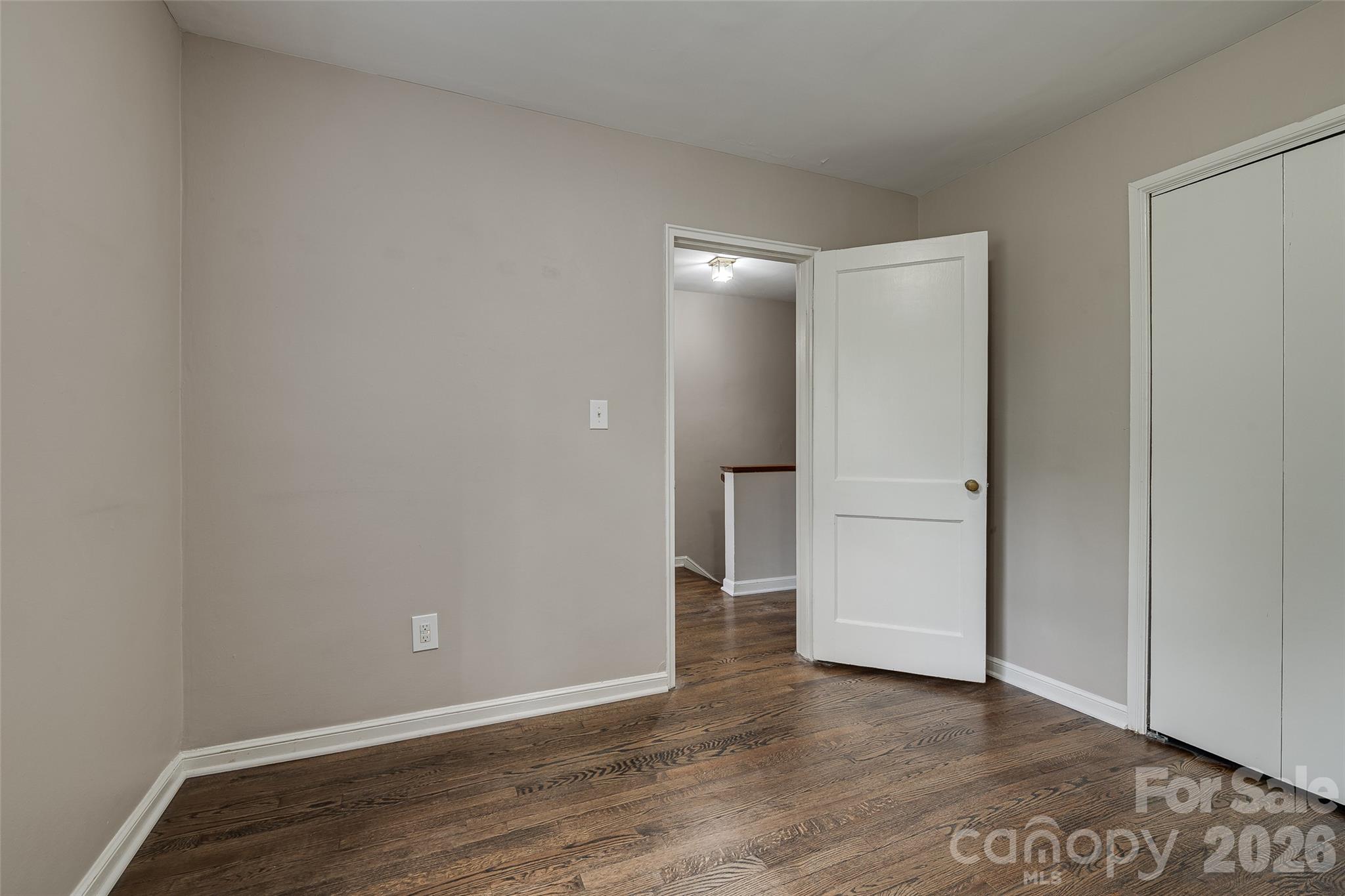 Condominium at 311 Wakefield Road, Charlotte, photo 22 of 30
