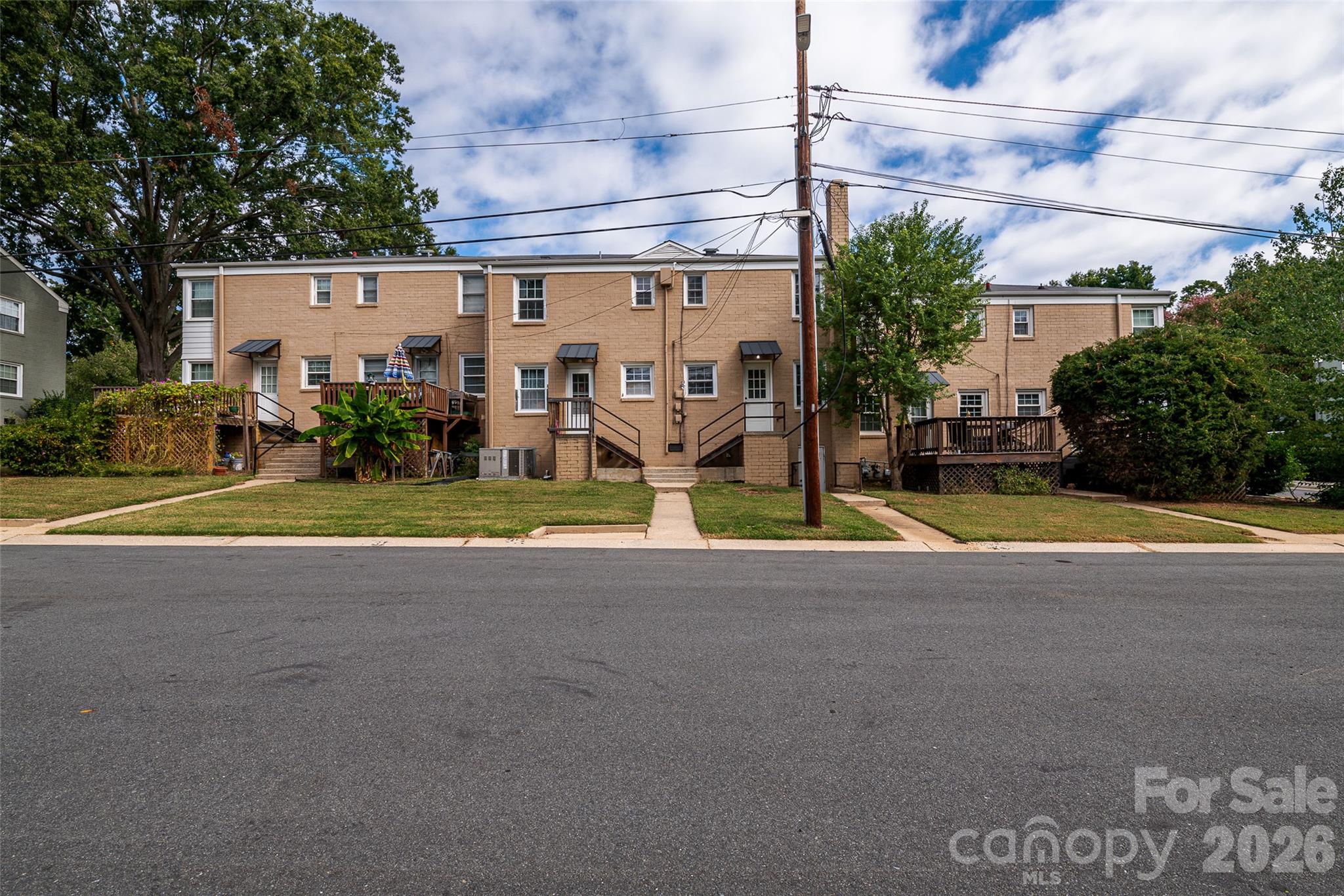 Condominium at 311 Wakefield Road, Charlotte, photo 26 of 30