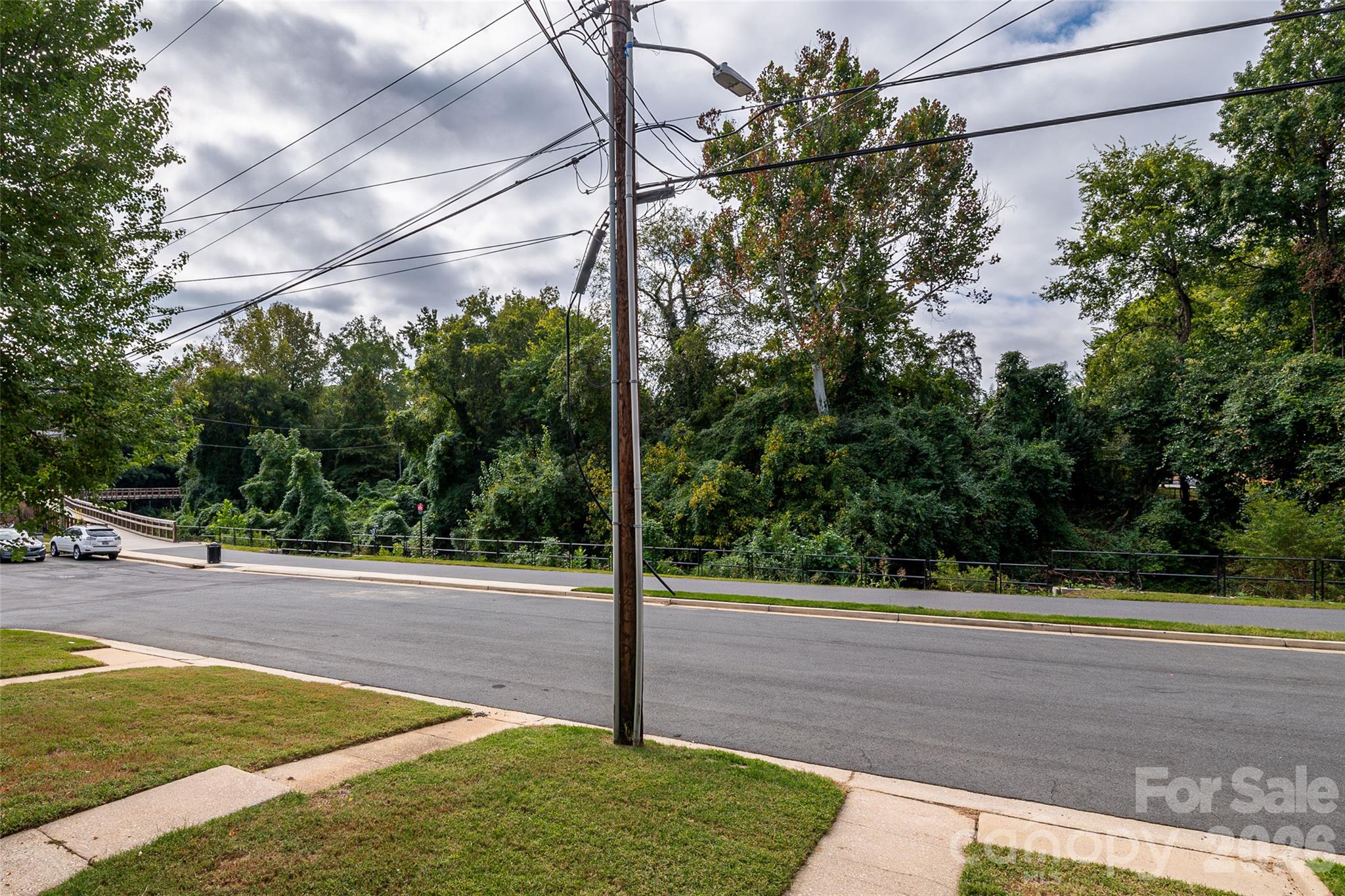Condominium at 311 Wakefield Road, Charlotte, photo 28 of 30