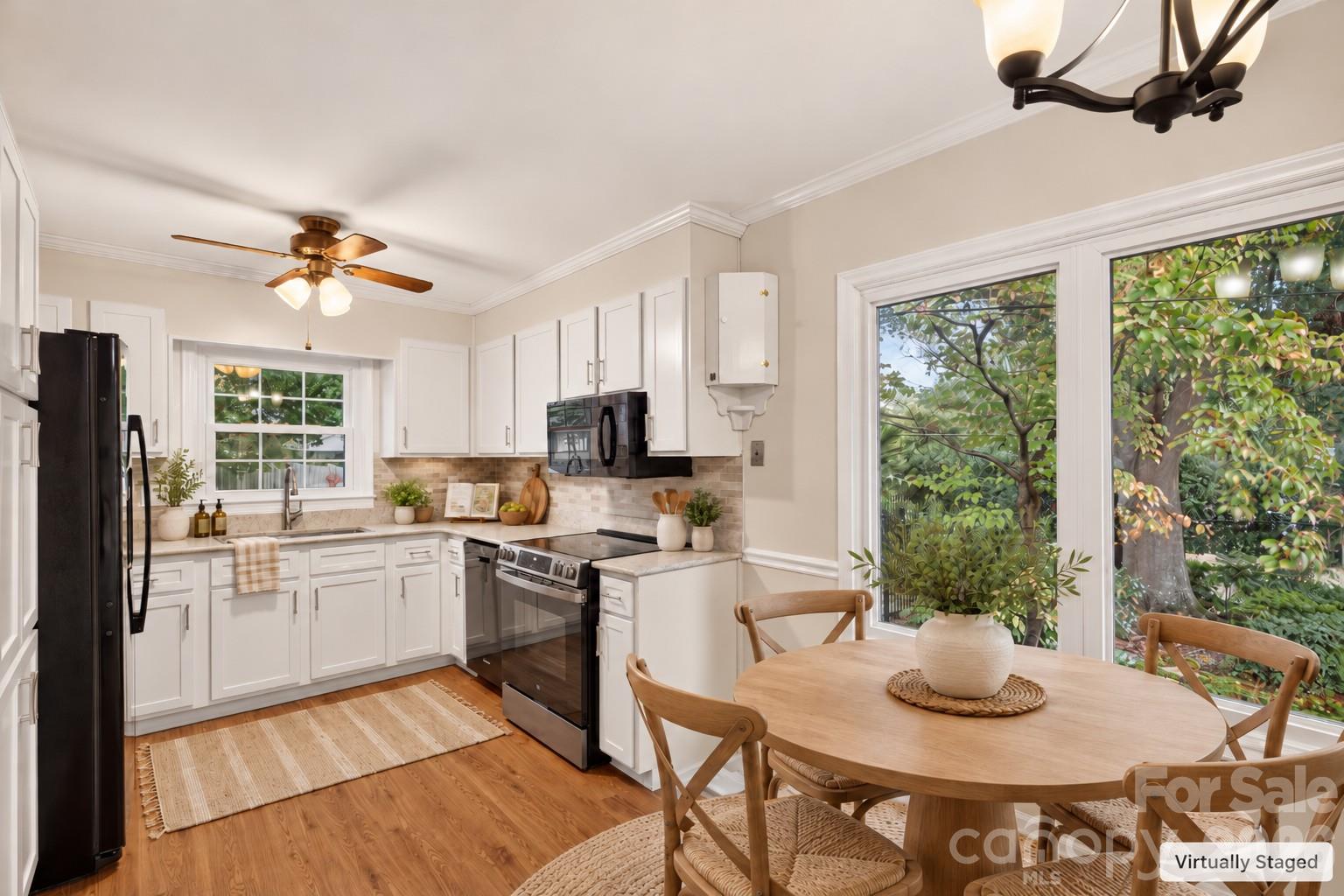 Single Family Residence at 3130 Rea Road, Charlotte, photo 9 of 48