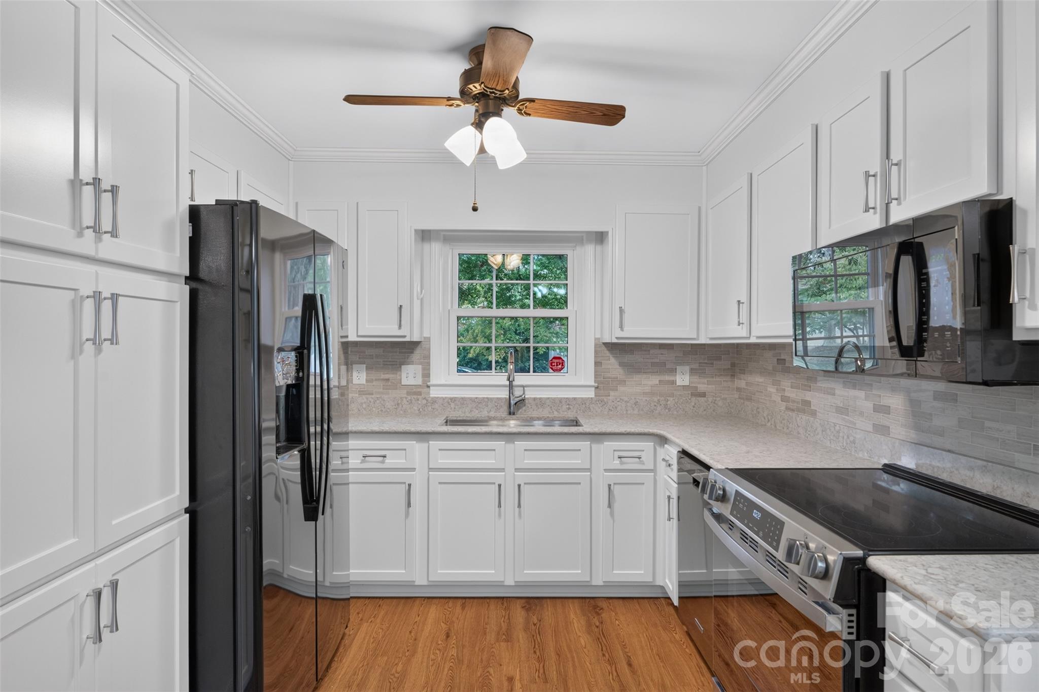Single Family Residence at 3130 Rea Road, Charlotte, photo 12 of 48