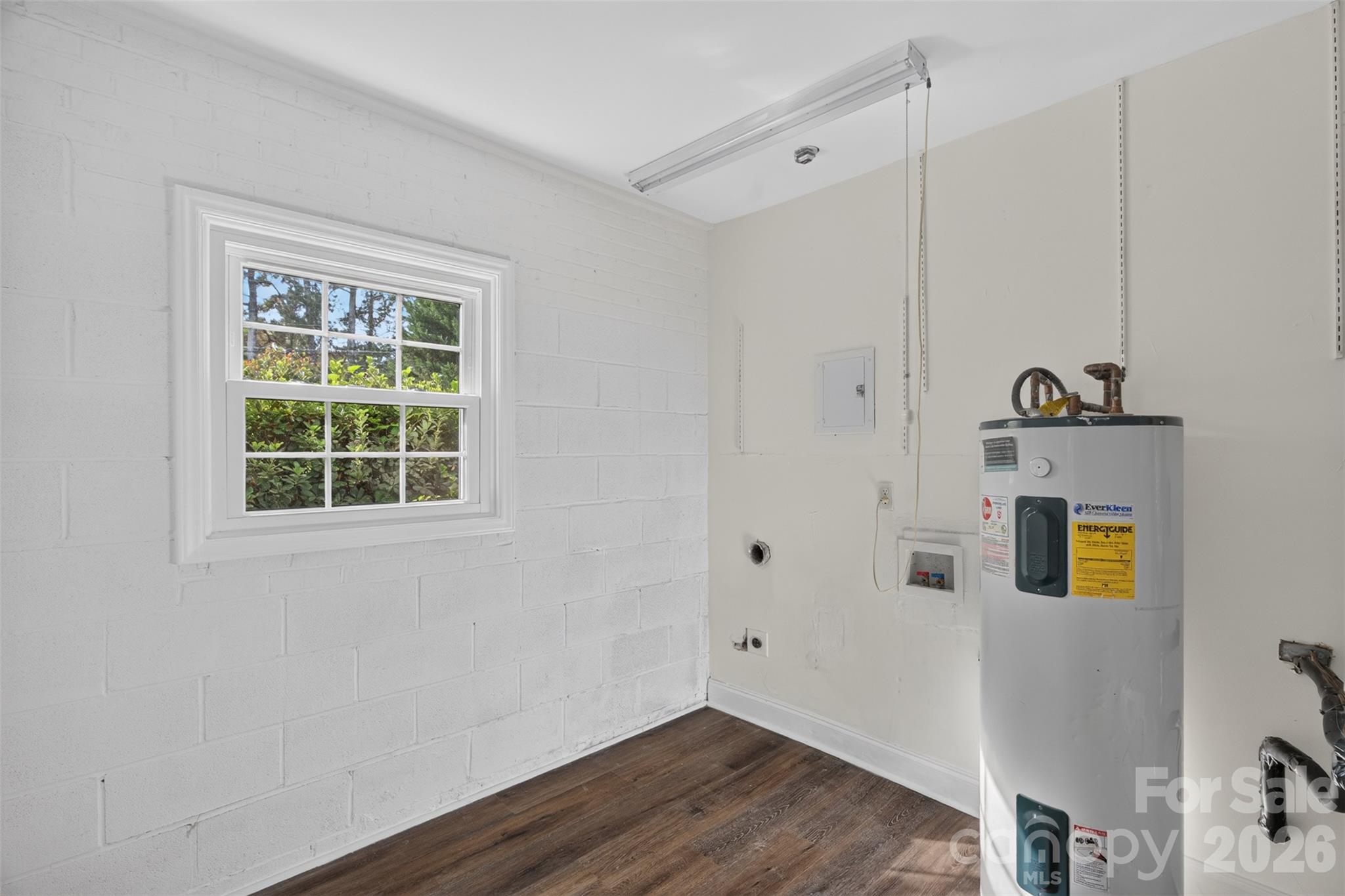 Single Family Residence at 3130 Rea Road, Charlotte, photo 23 of 48