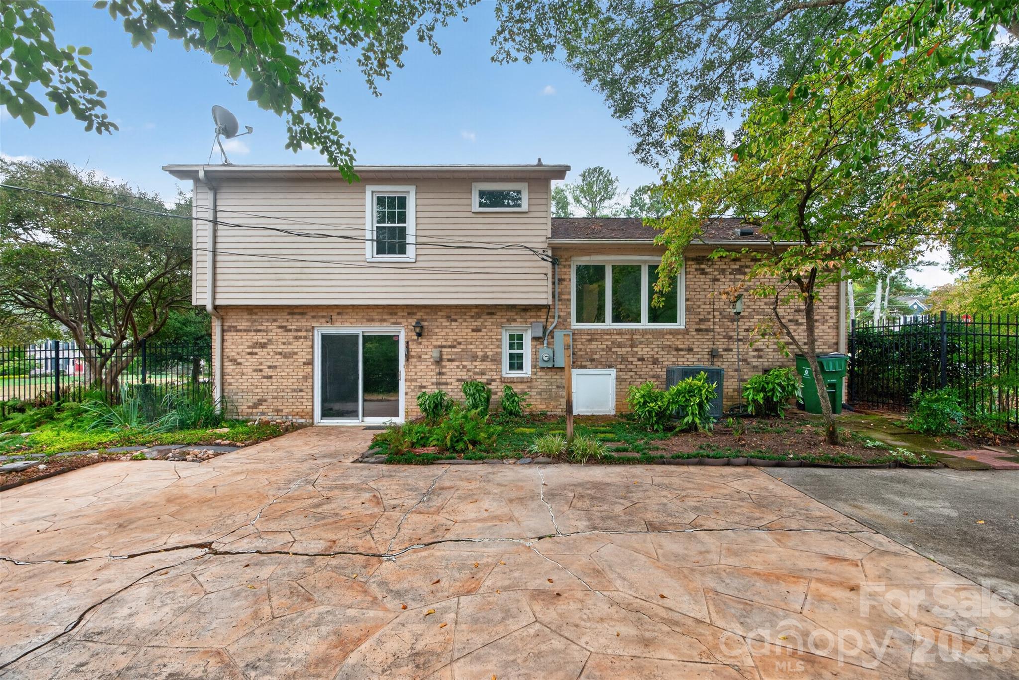 Single Family Residence at 3130 Rea Road, Charlotte, photo 41 of 48