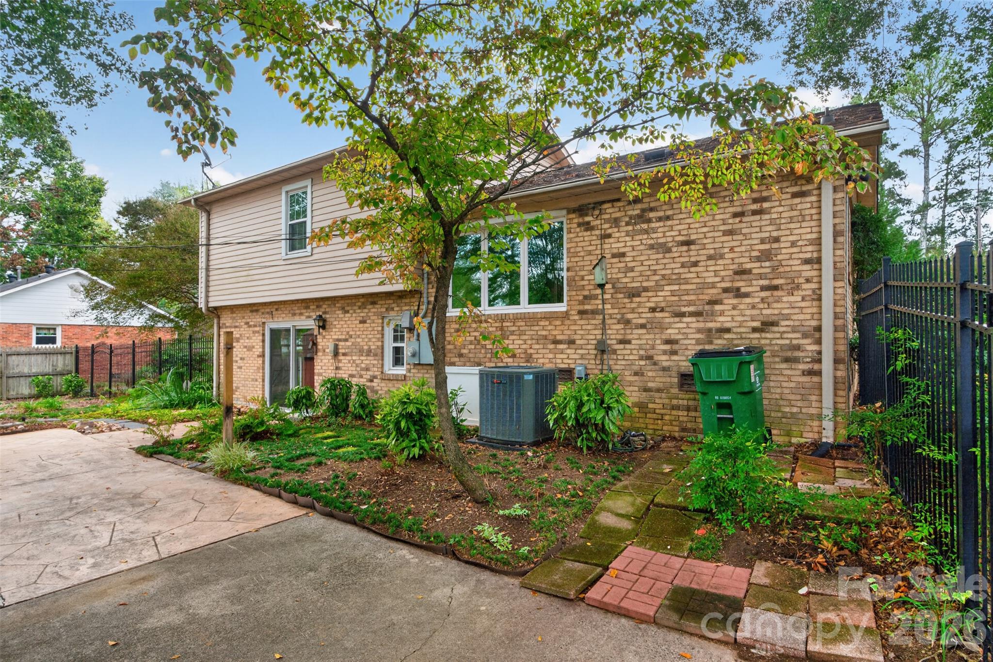 Single Family Residence at 3130 Rea Road, Charlotte, photo 44 of 48