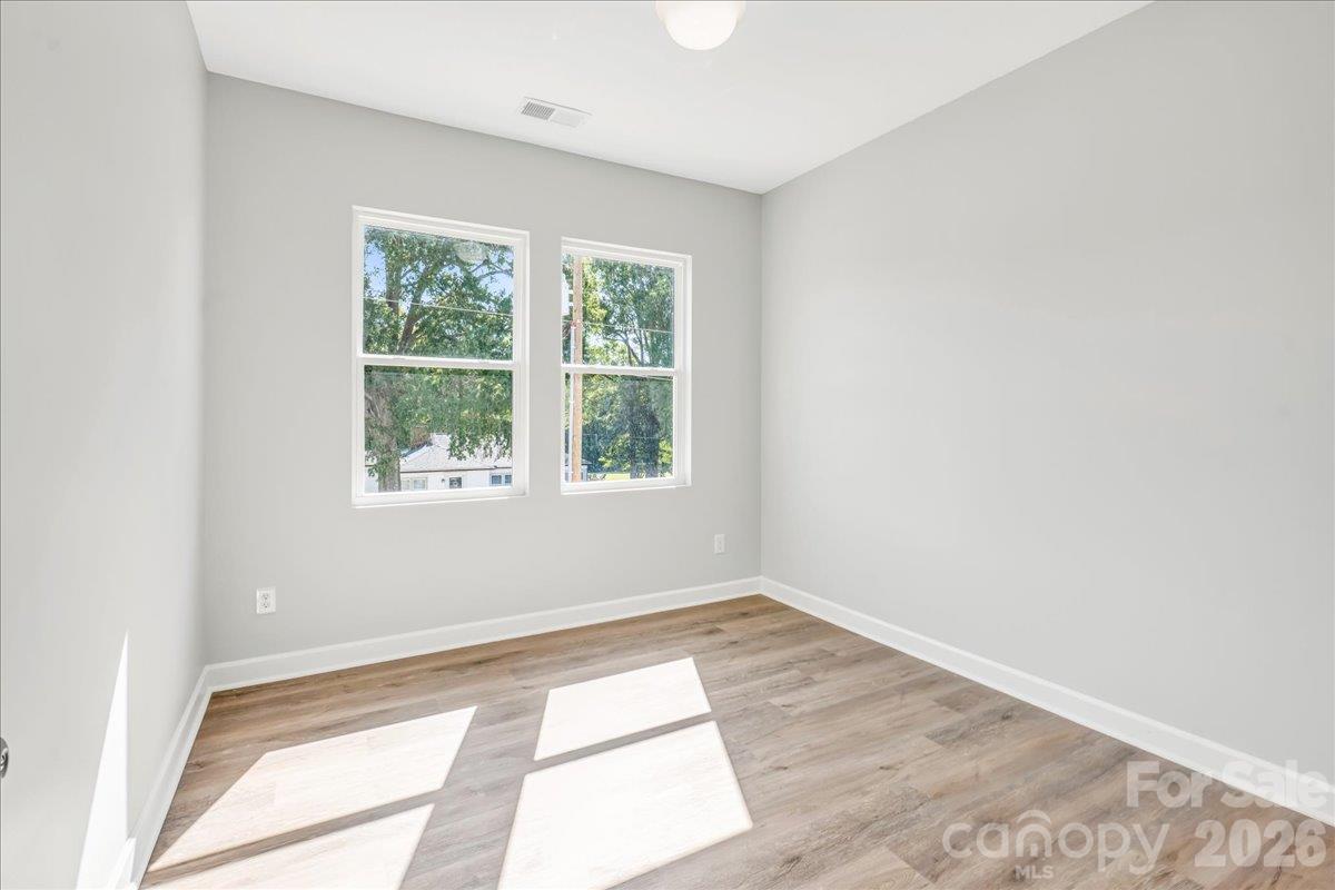 Single Family Residence at 804 Evergreen Avenue, Kannapolis, photo 26 of 32