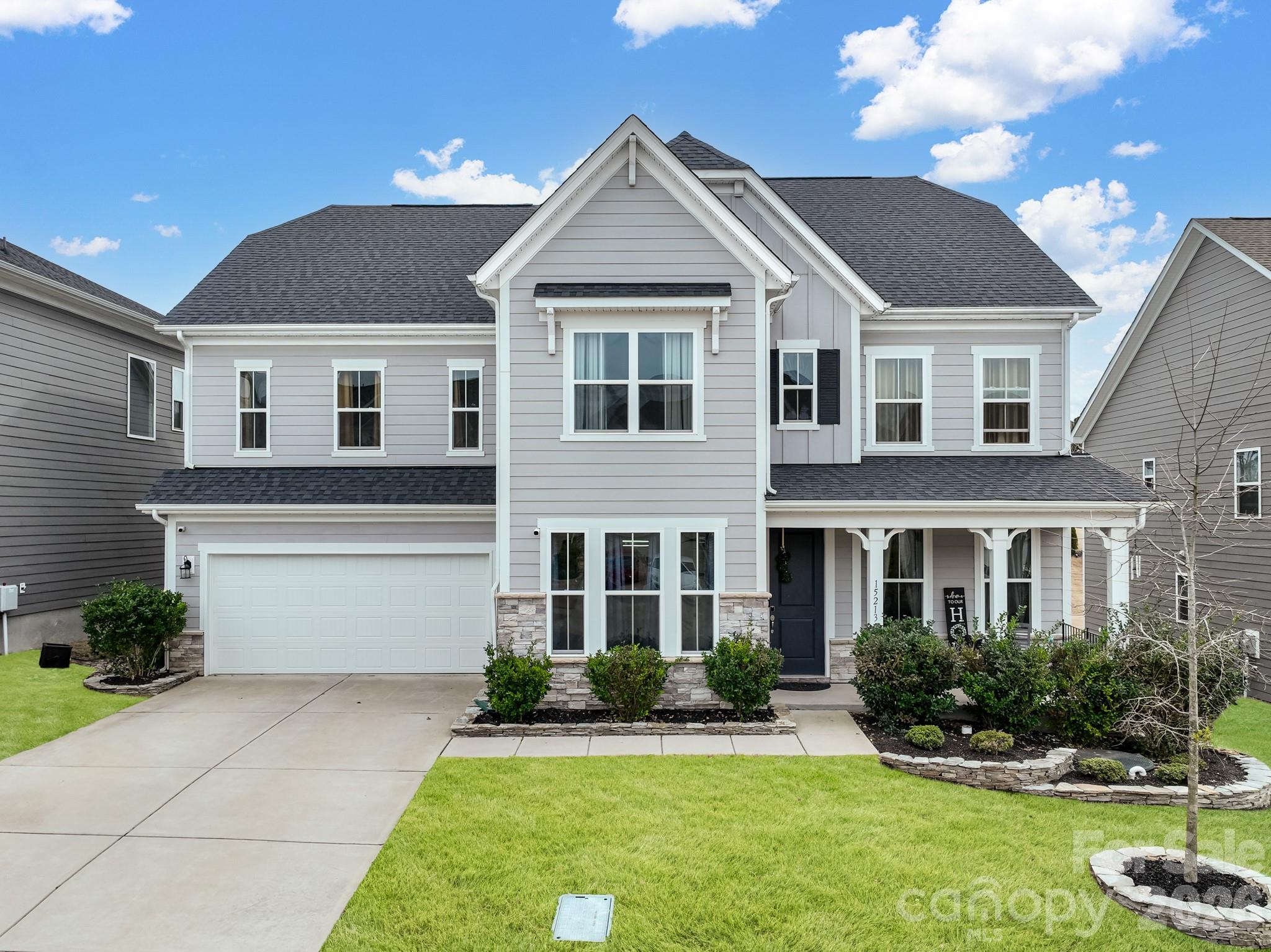 Single Family Residence at 15213 Shallow Ridge Road, Charlotte, photo 4 of 44