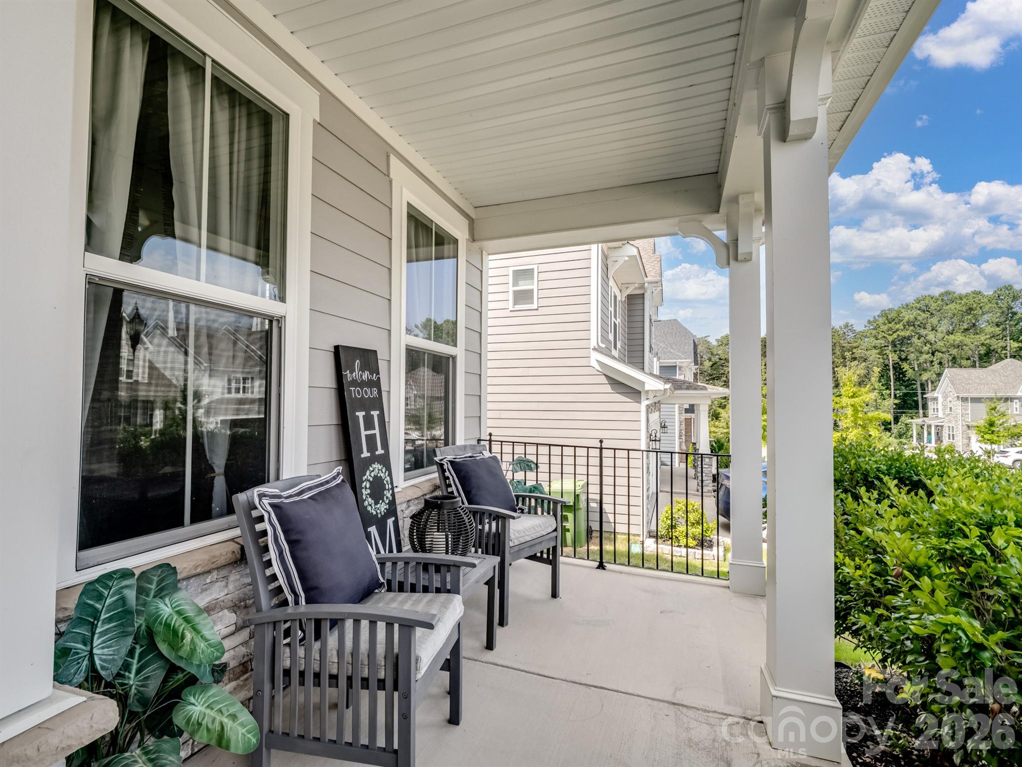 Single Family Residence at 15213 Shallow Ridge Road, Charlotte, photo 5 of 44