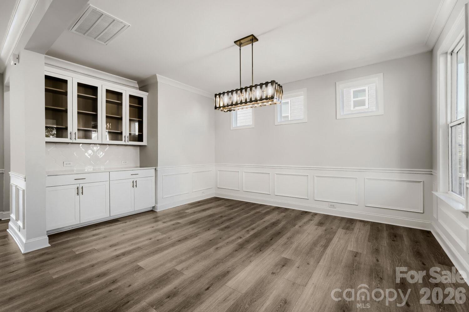 Single Family Residence at 15213 Shallow Ridge Road, Charlotte, photo 6 of 44