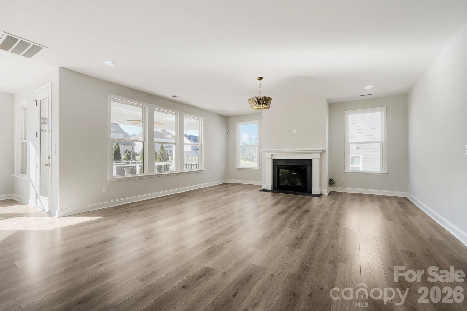 Single Family Residence at 15213 Shallow Ridge Road, Charlotte, photo 15 of 44