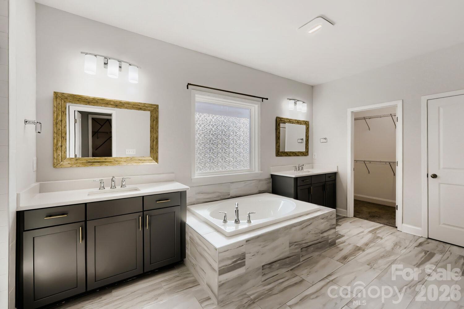 Single Family Residence at 15213 Shallow Ridge Road, Charlotte, photo 25 of 44