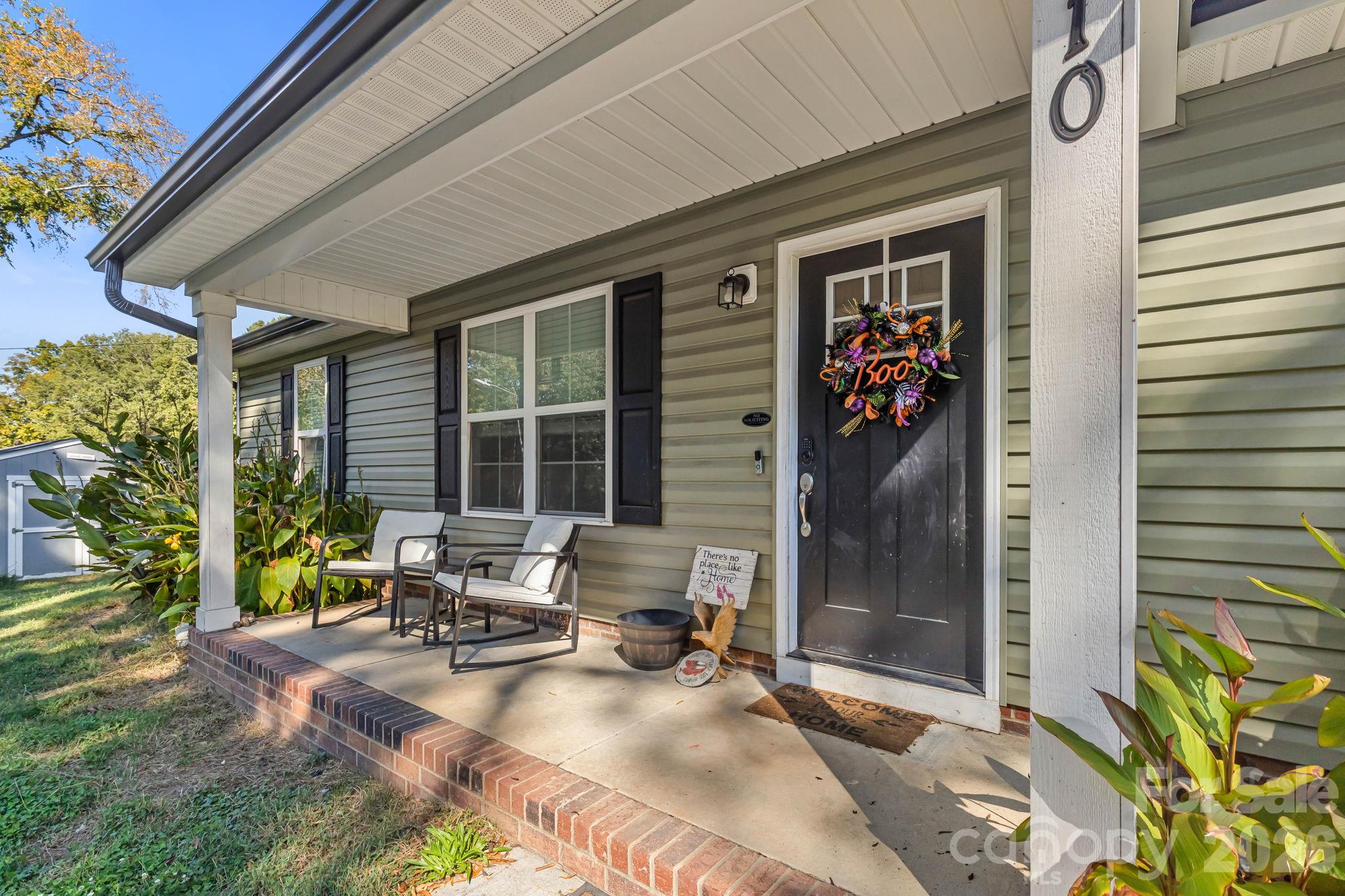 Single Family Residence at 710 Ben Avenue, Kannapolis, photo 5 of 23