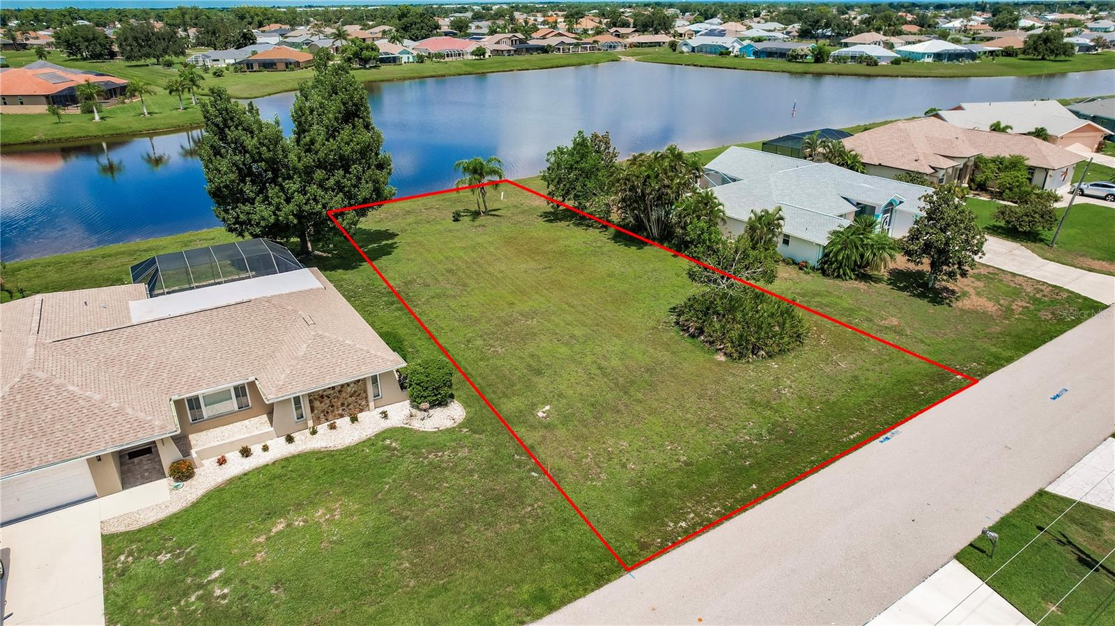 2313 SOFIA LN