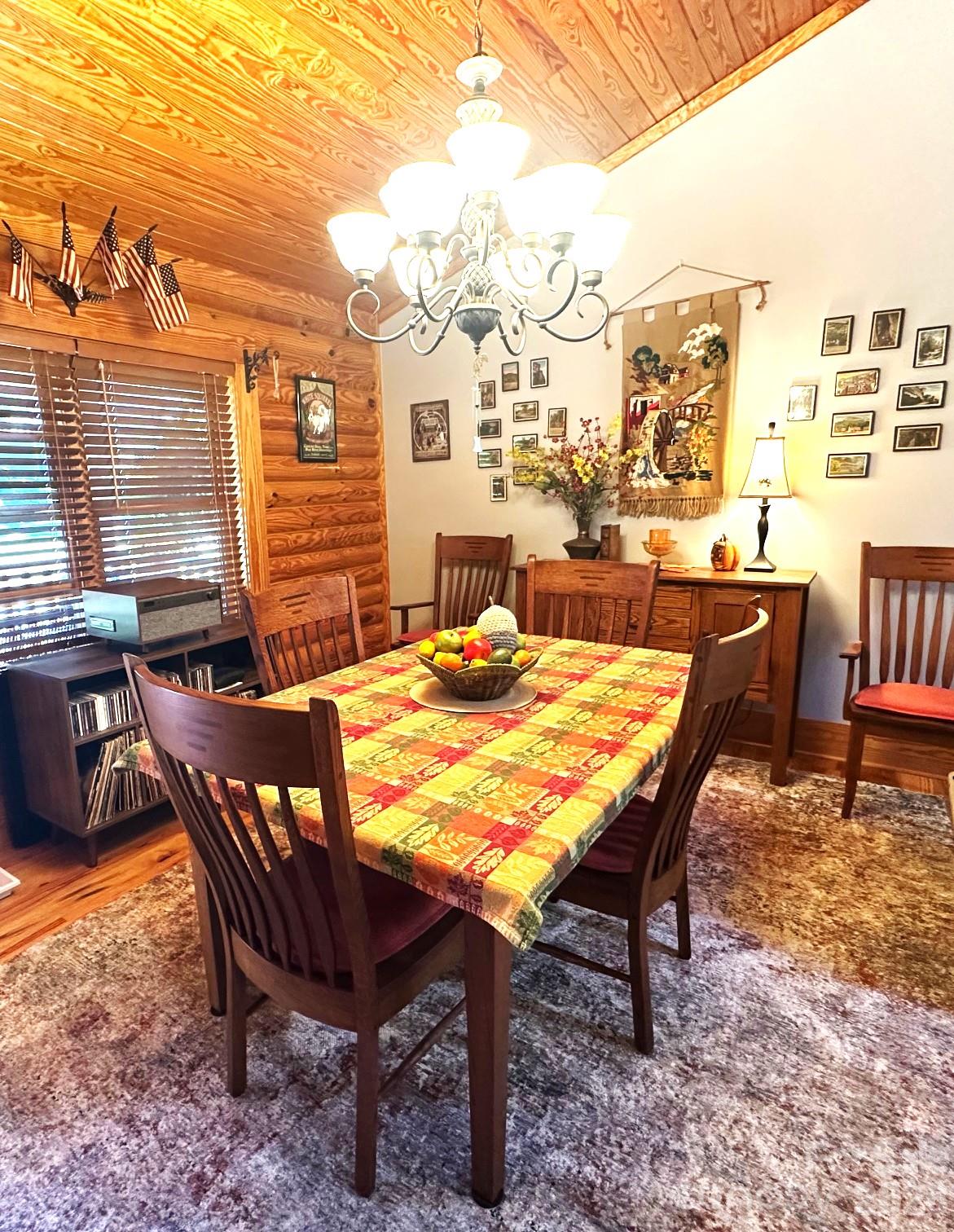 Single Family Residence at 45 Reedy Creek Court, Hendersonville, photo 10 of 46