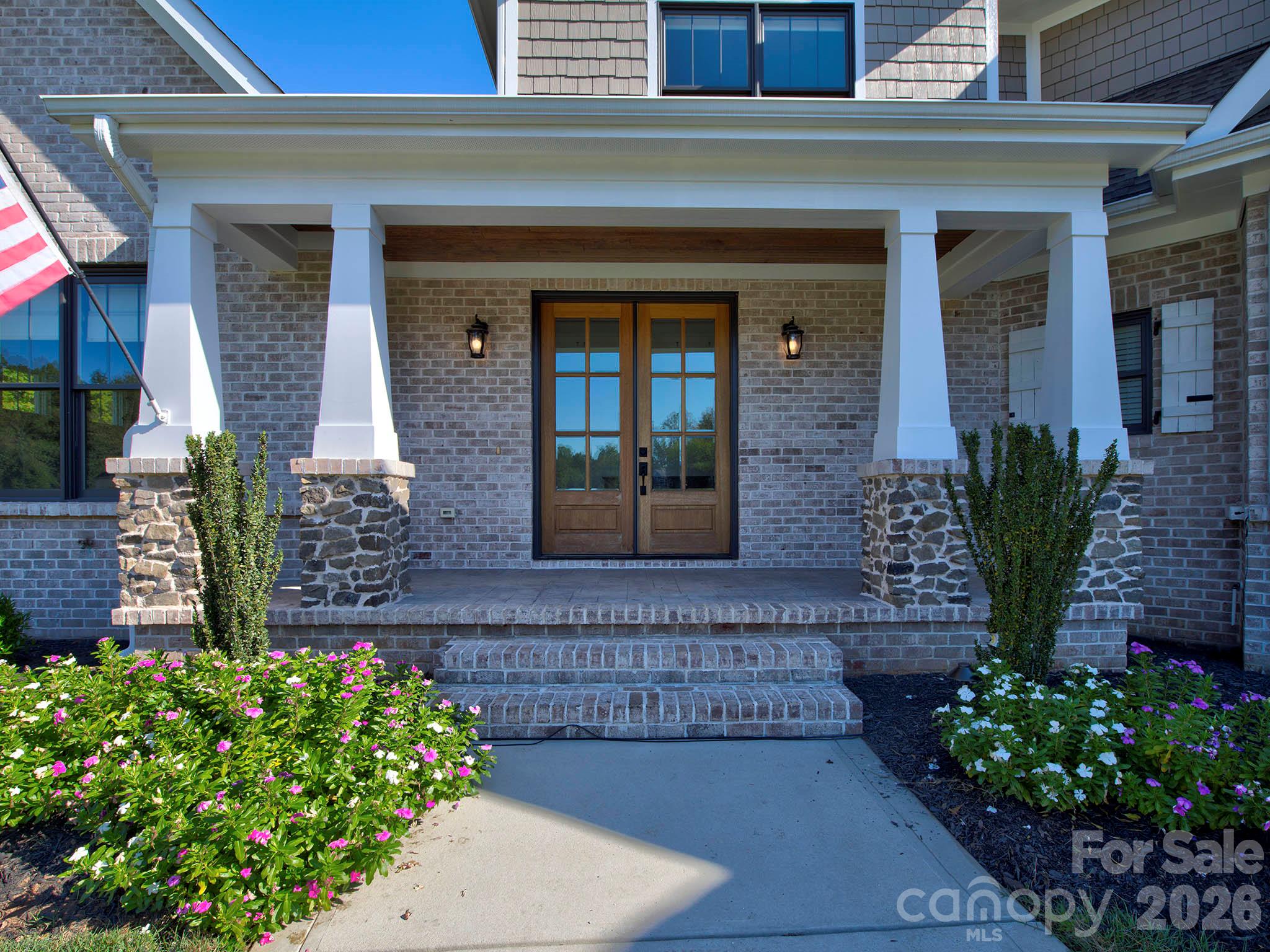 Single Family Residence at 8833 Kerns Meadow Lane, Huntersville, photo 2 of 50