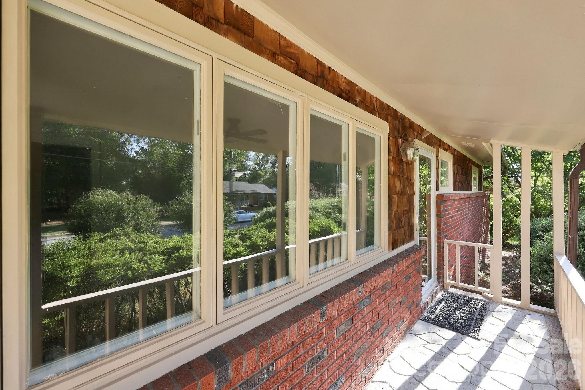 Front Porch - 123 Hillside Avenue SW, Concord
