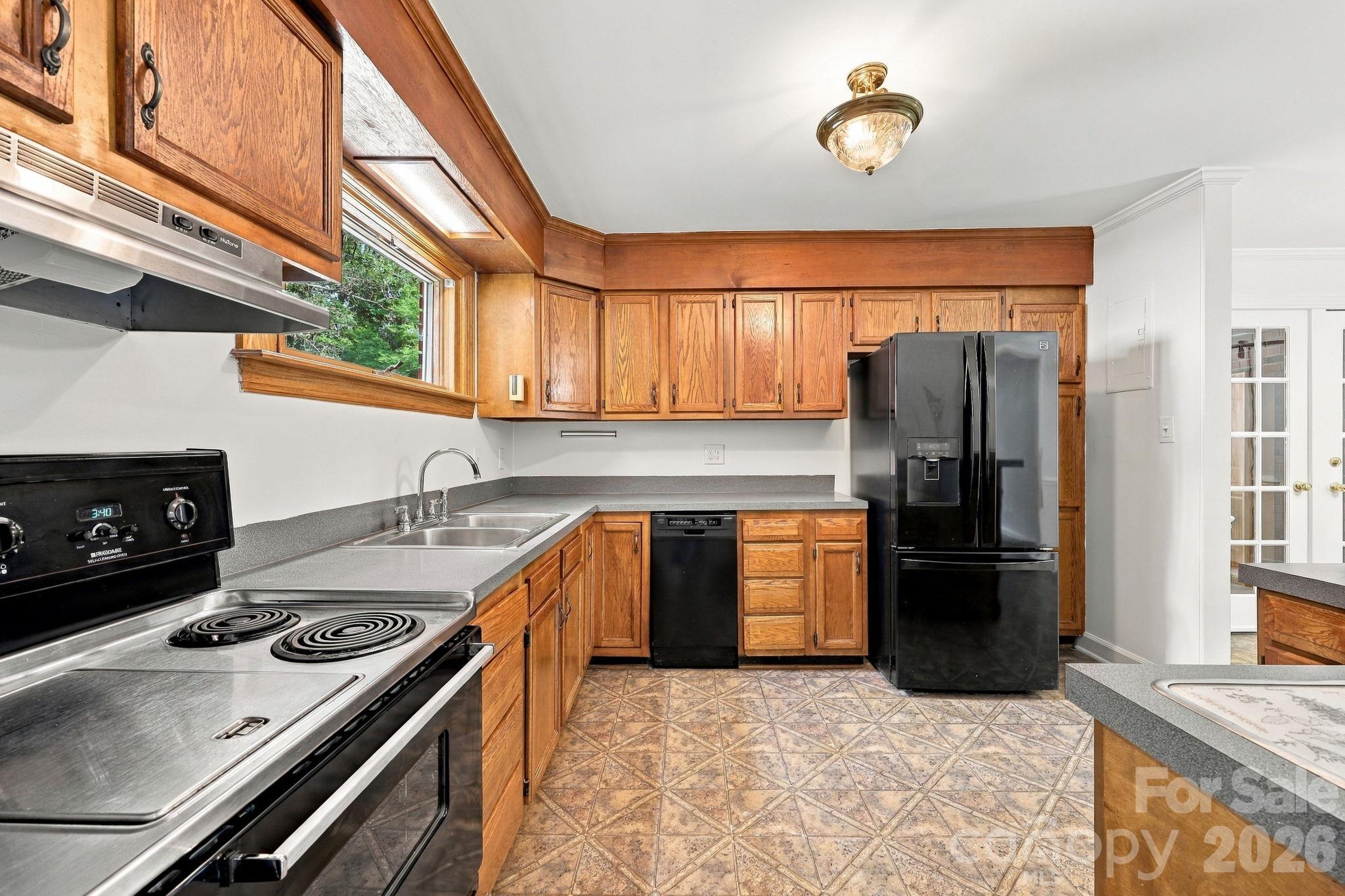 Kitchen entry from Living Room - 123 Hillside Avenue SW, Concord