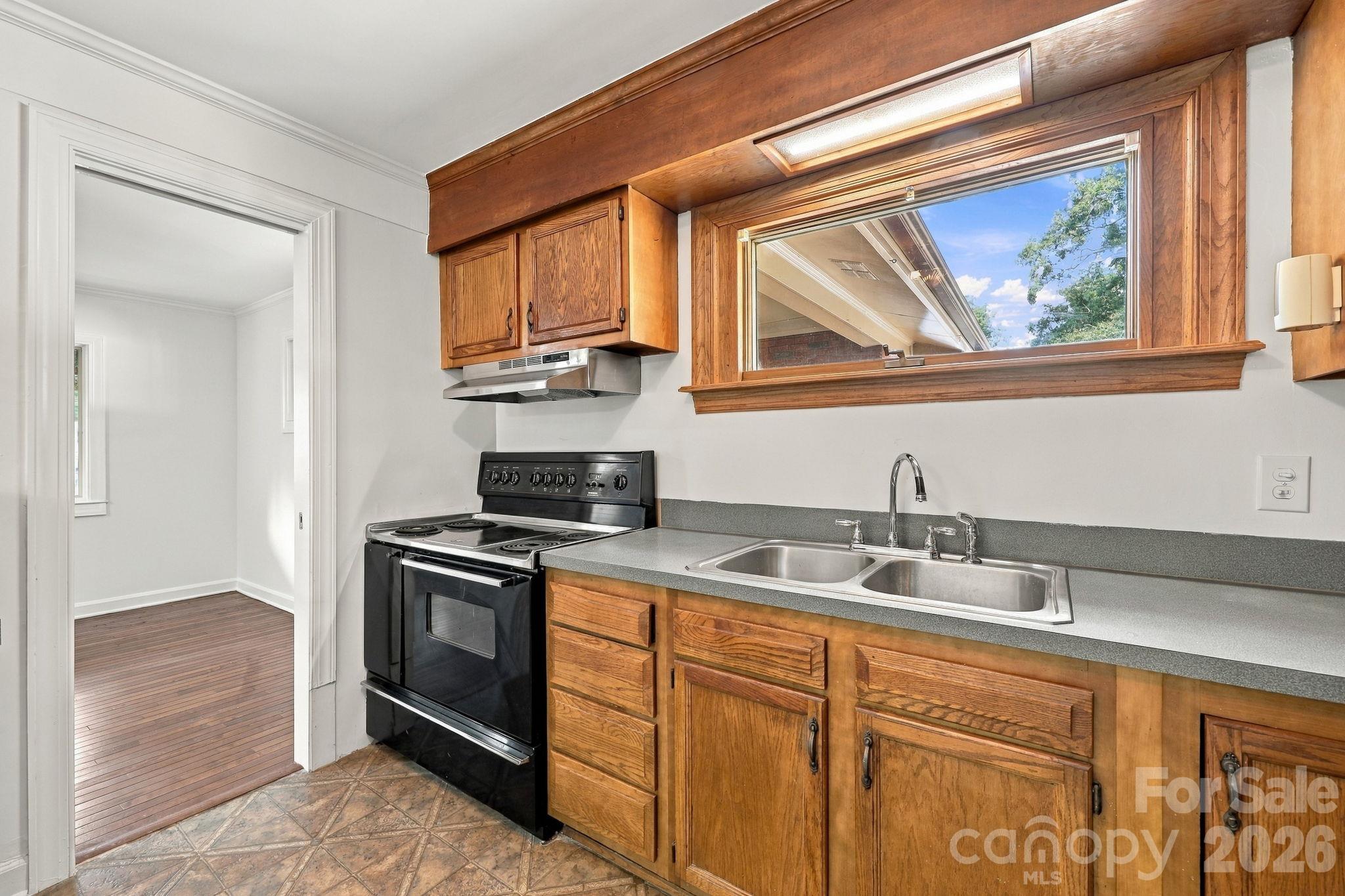 Kitchen Stove and Sink - 123 Hillside Avenue SW, Concord