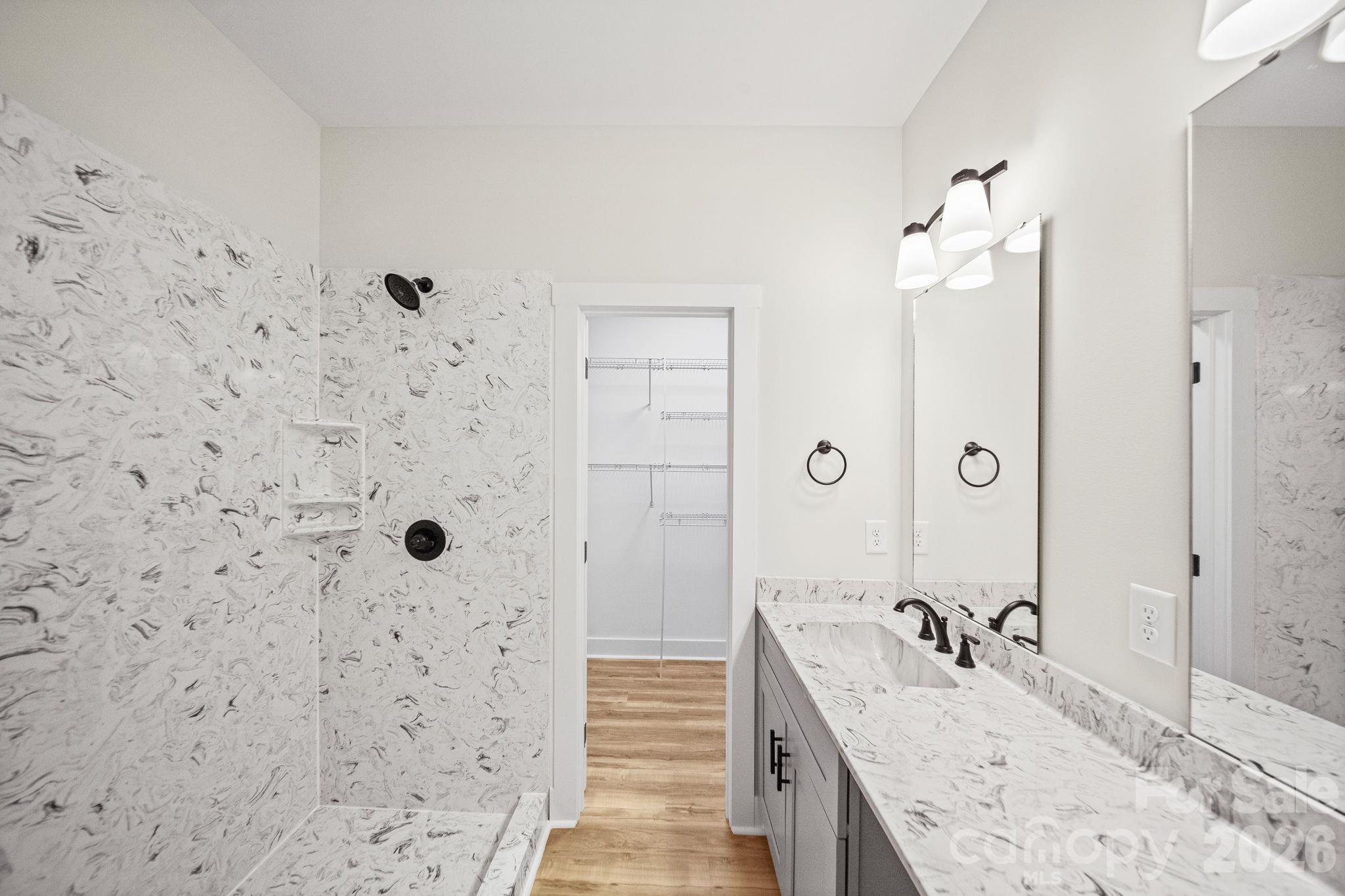 Master Bath - 1635 Rollingwood Drive, Kannapolis