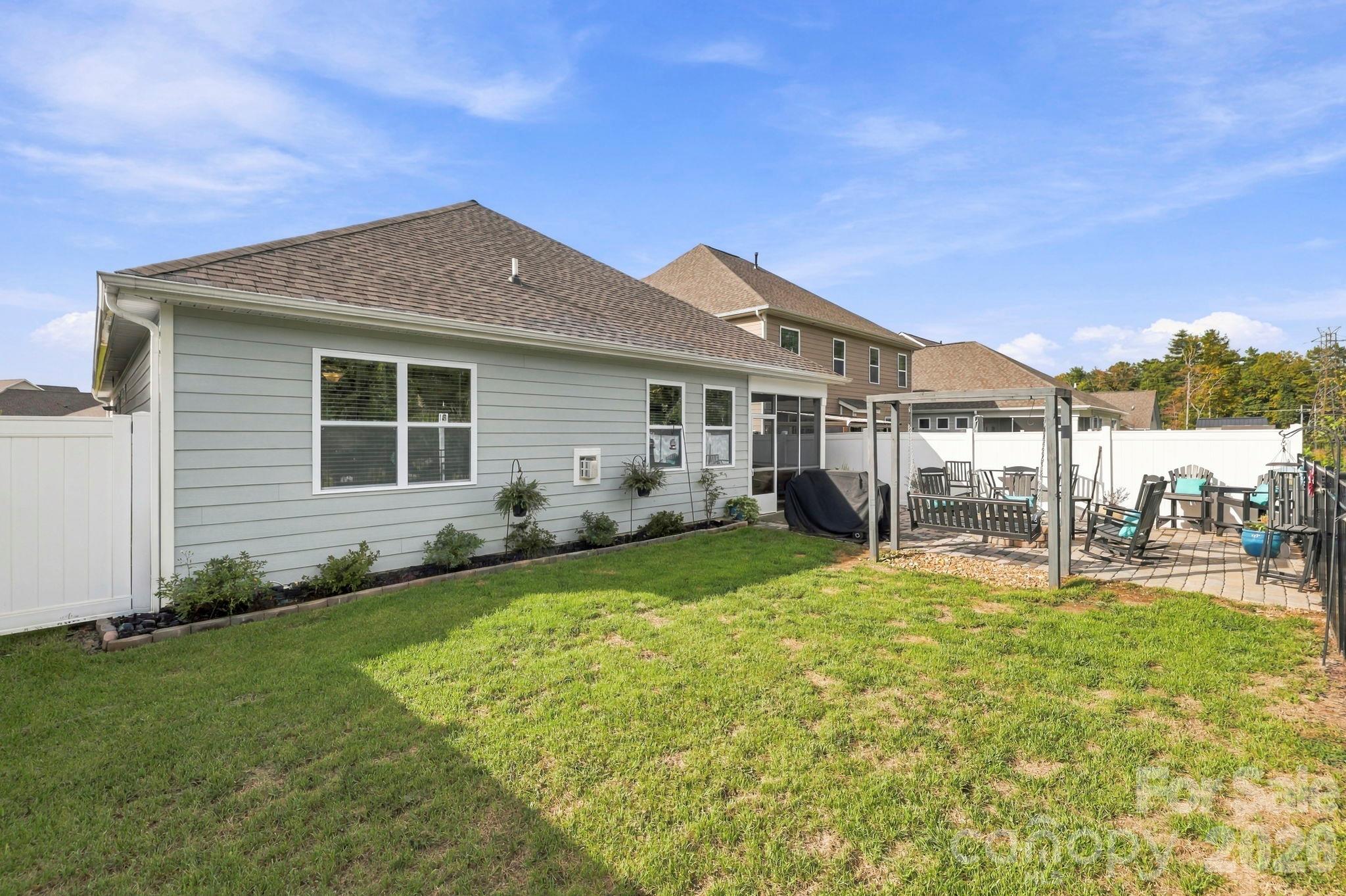 Fenced in back yard - 451 Fox Cove Cove, Hendersonville