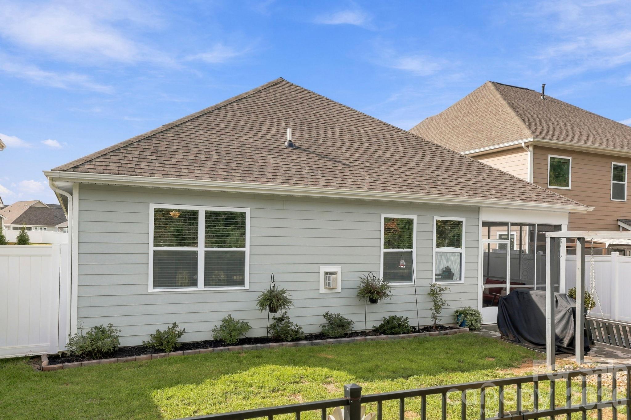 Fenced in back yard - 451 Fox Cove Cove, Hendersonville