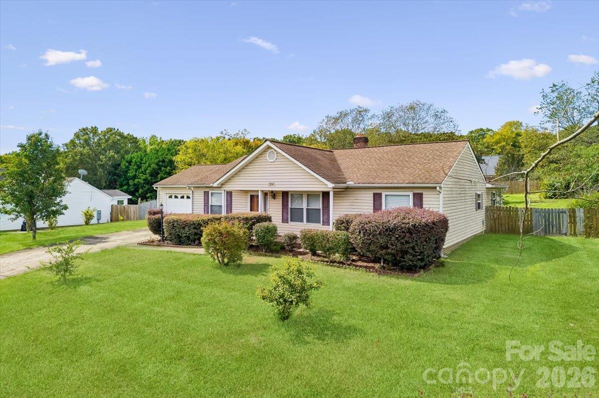 Welcome Home! - 8544 Indian Summer Trail, Harrisburg