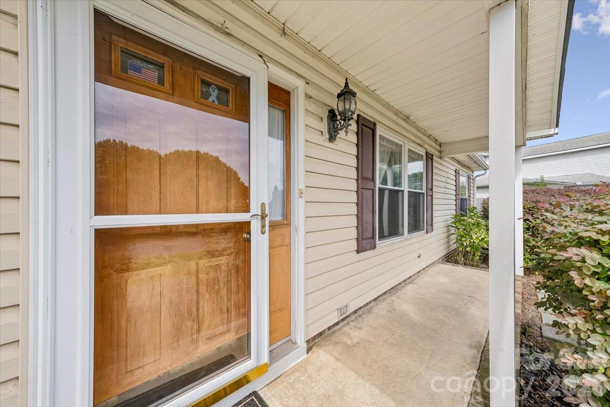 Front Porch - 8544 Indian Summer Trail, Harrisburg