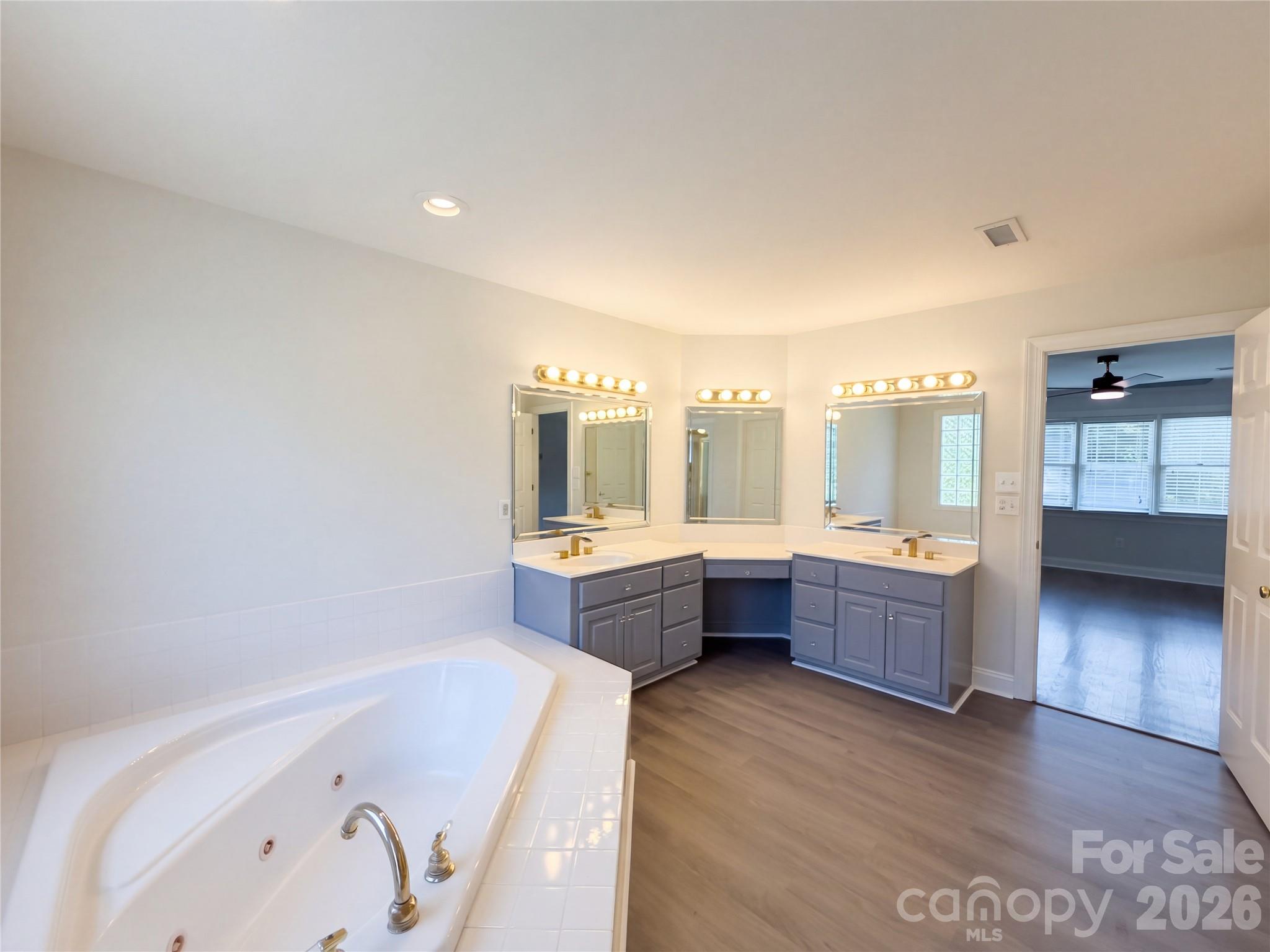 Single Family Residence at 4215 3rd Street NW, Hickory, photo 15 of 24